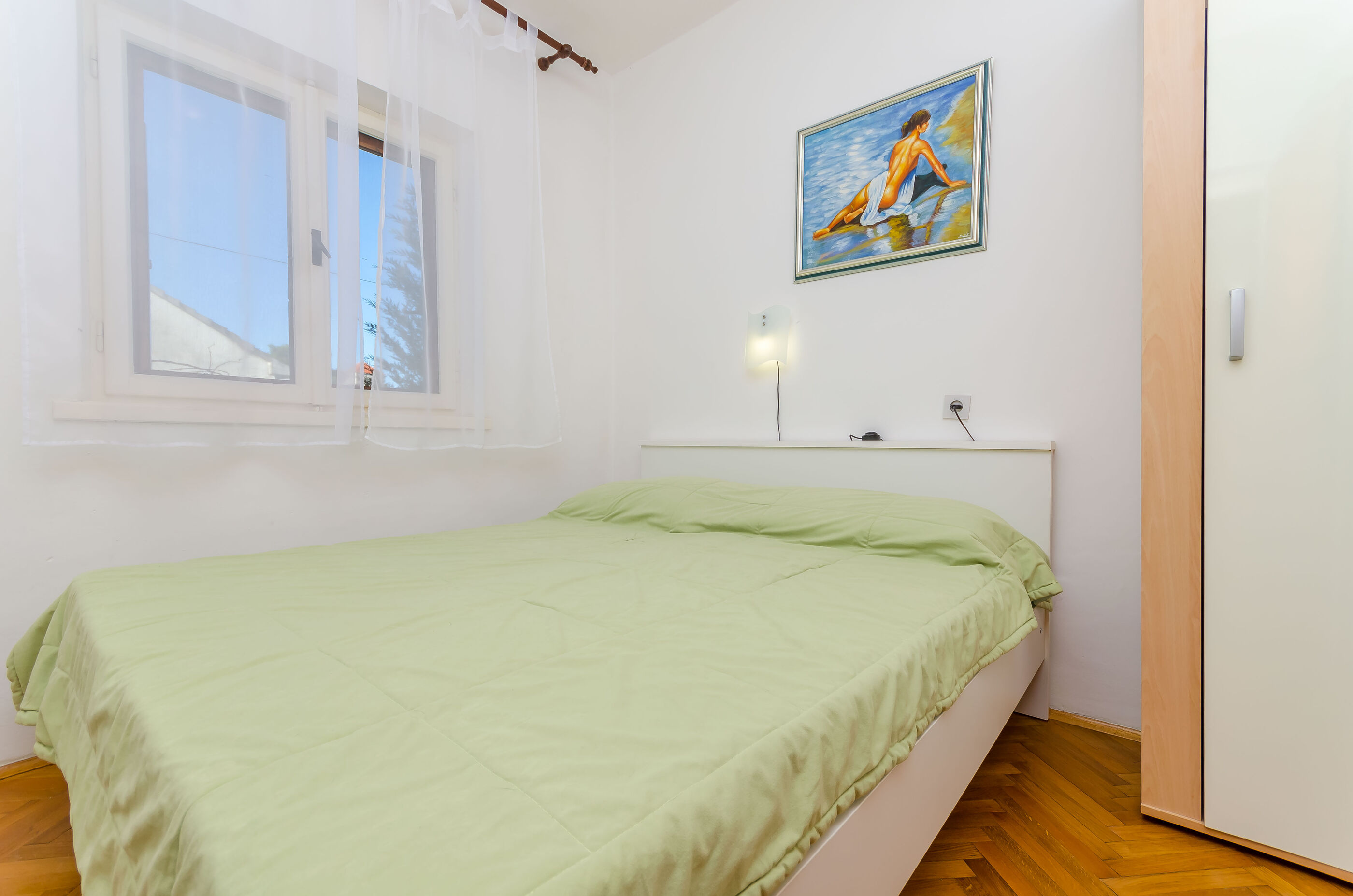 Apartment Pine Haven 98411-A1