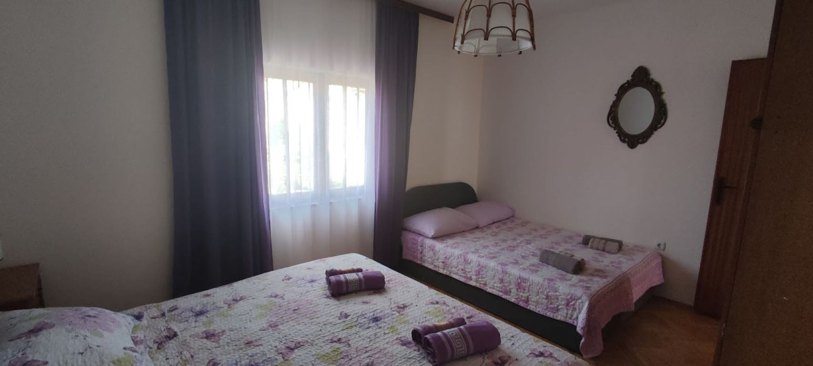 Apartment Jacuzzi Residence 91741-A1