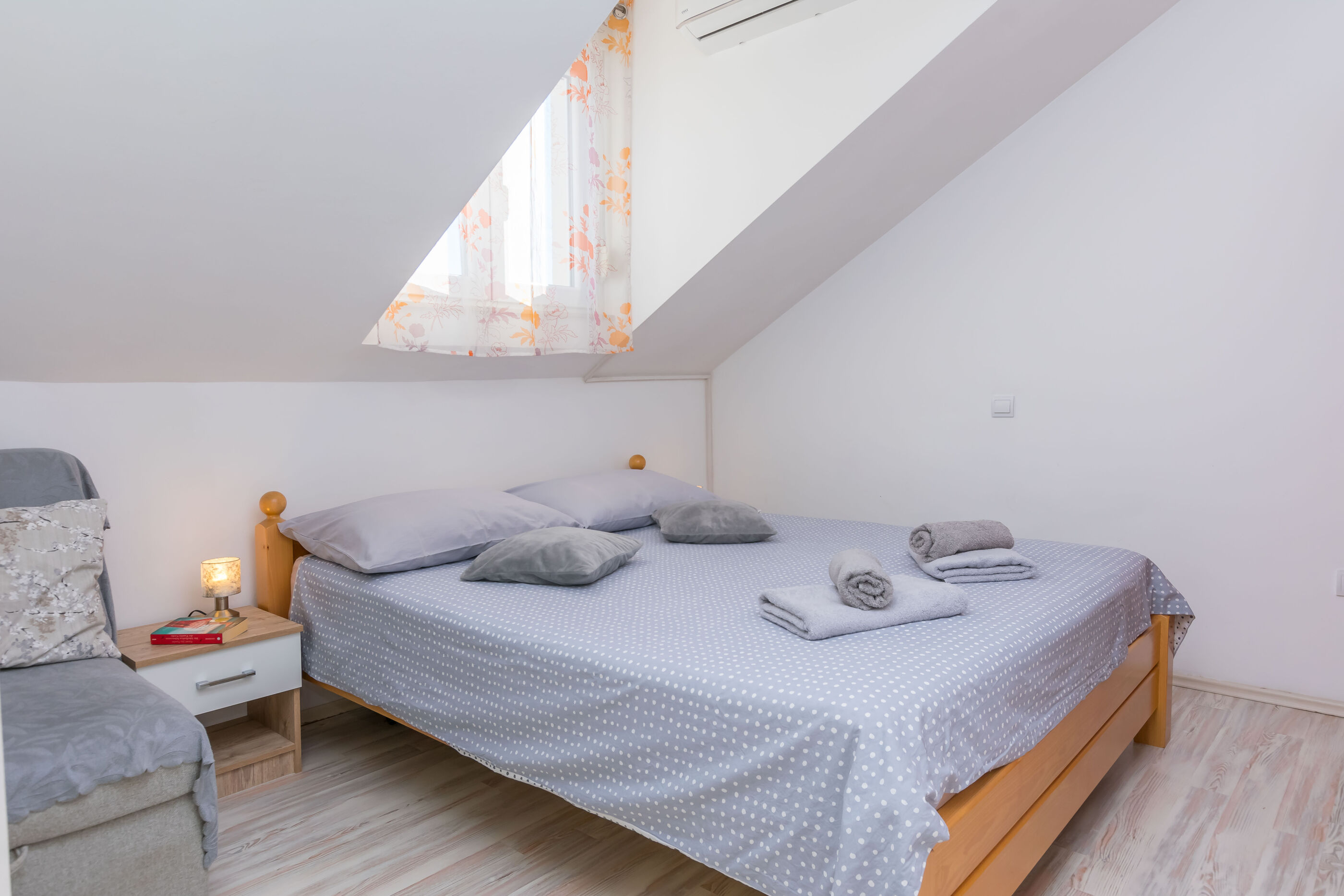 Apartment Milvana 98221-A1