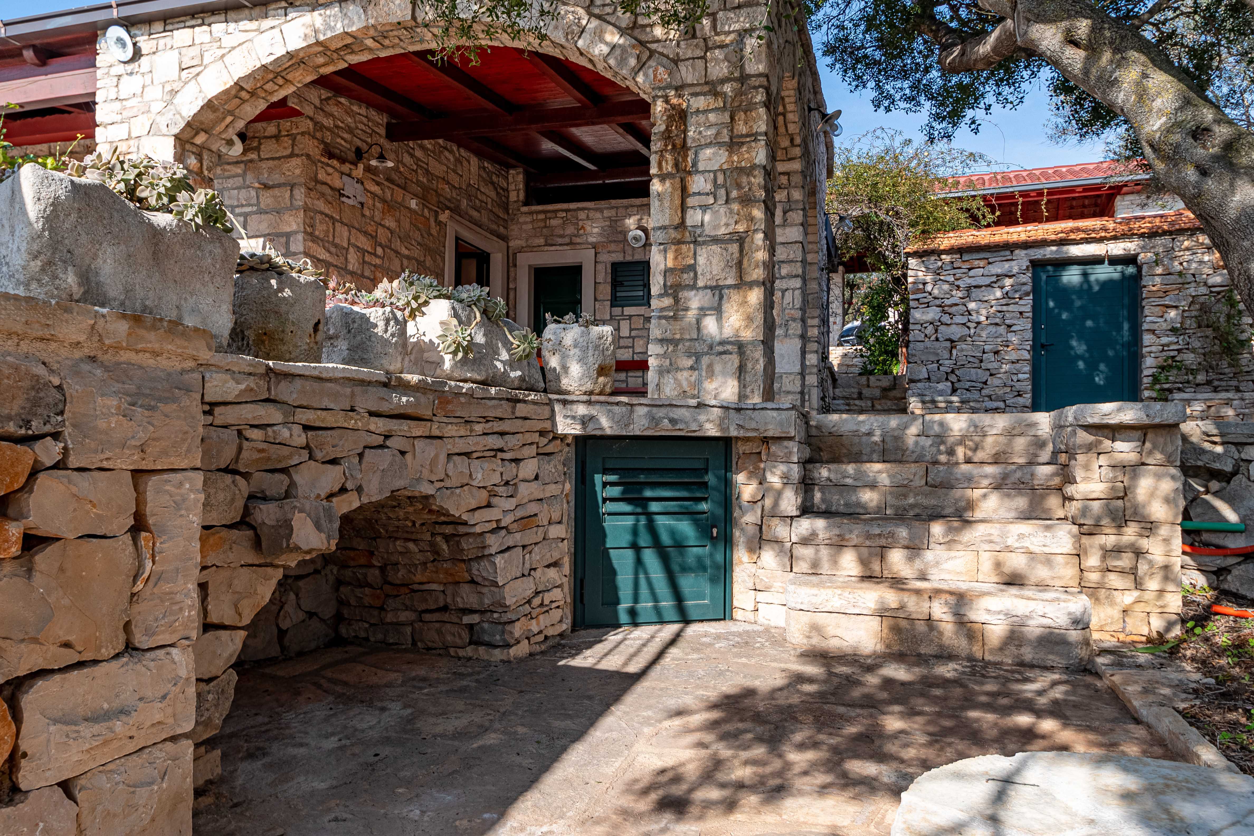 Photo of House Pelegrin