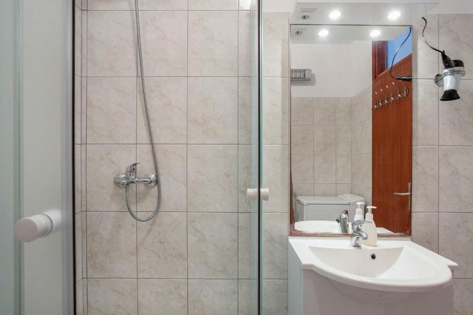Apartments Marin 98571-A2