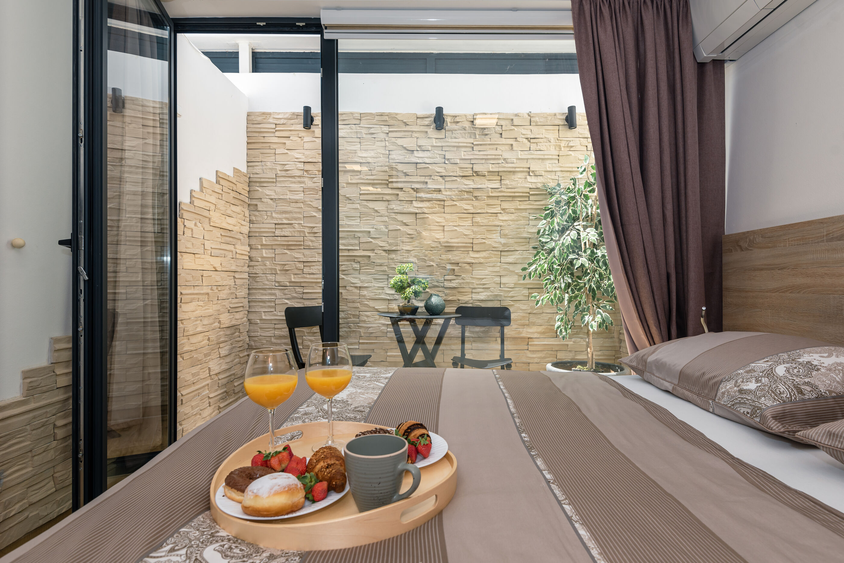 Villa Stone House V0982-K1