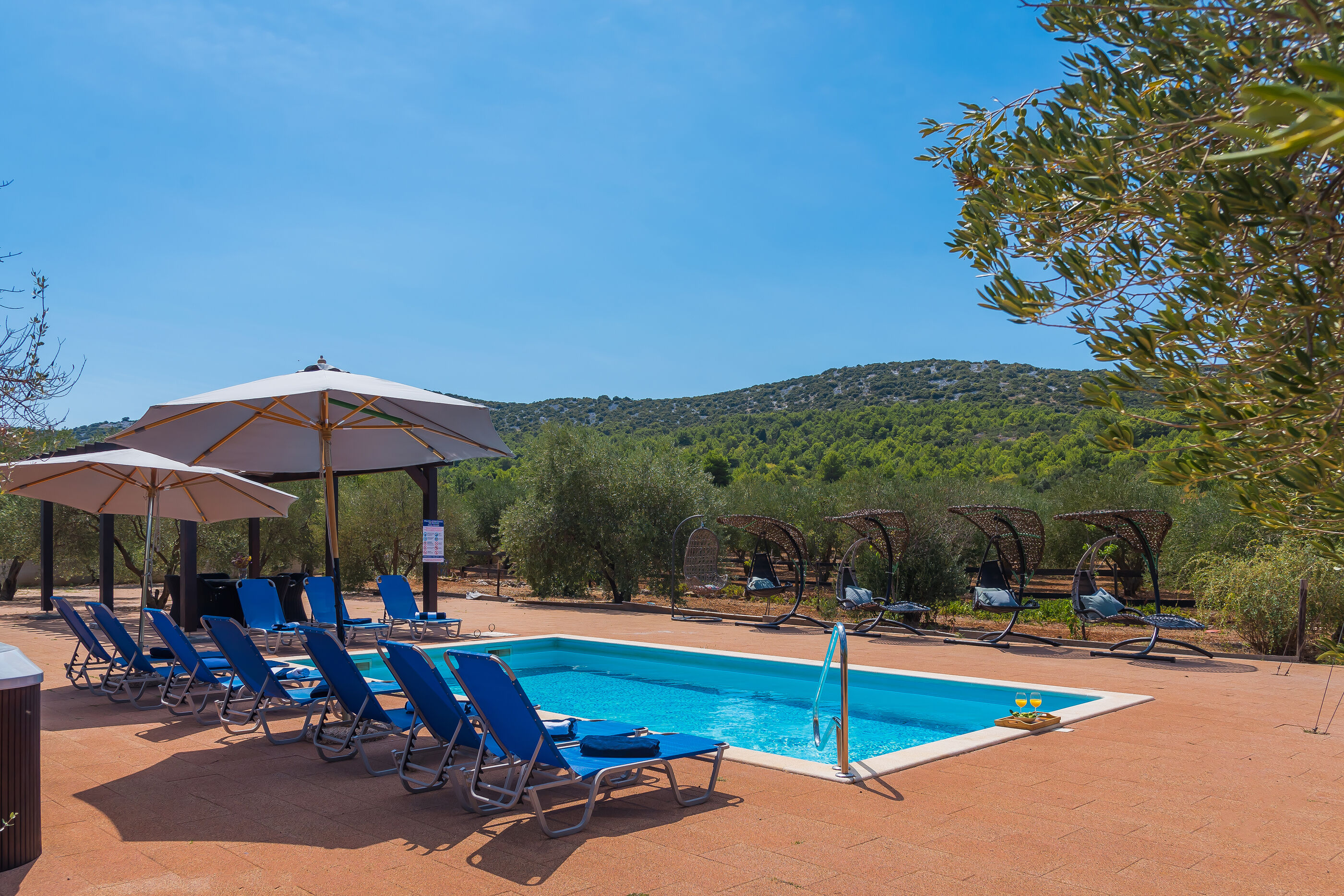 Villa Horse house V0981-K1