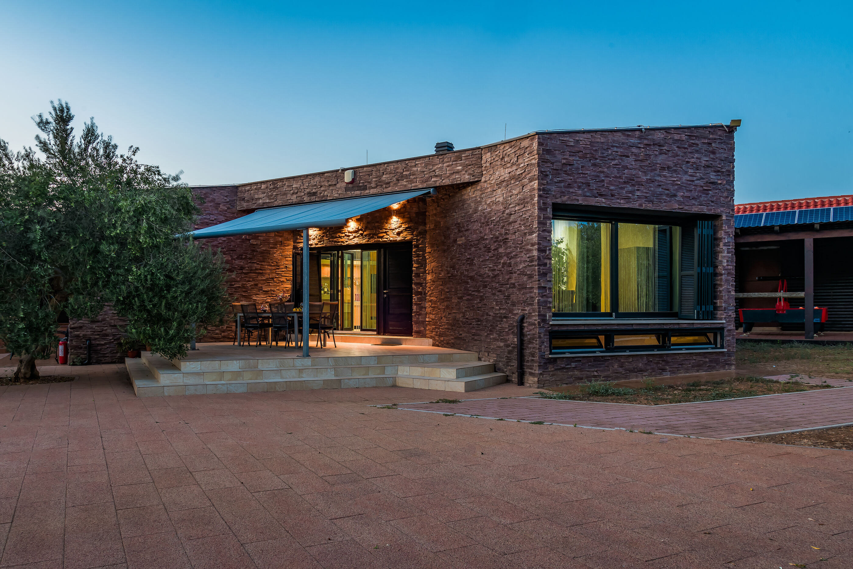 Villa Horse house V0981-K1