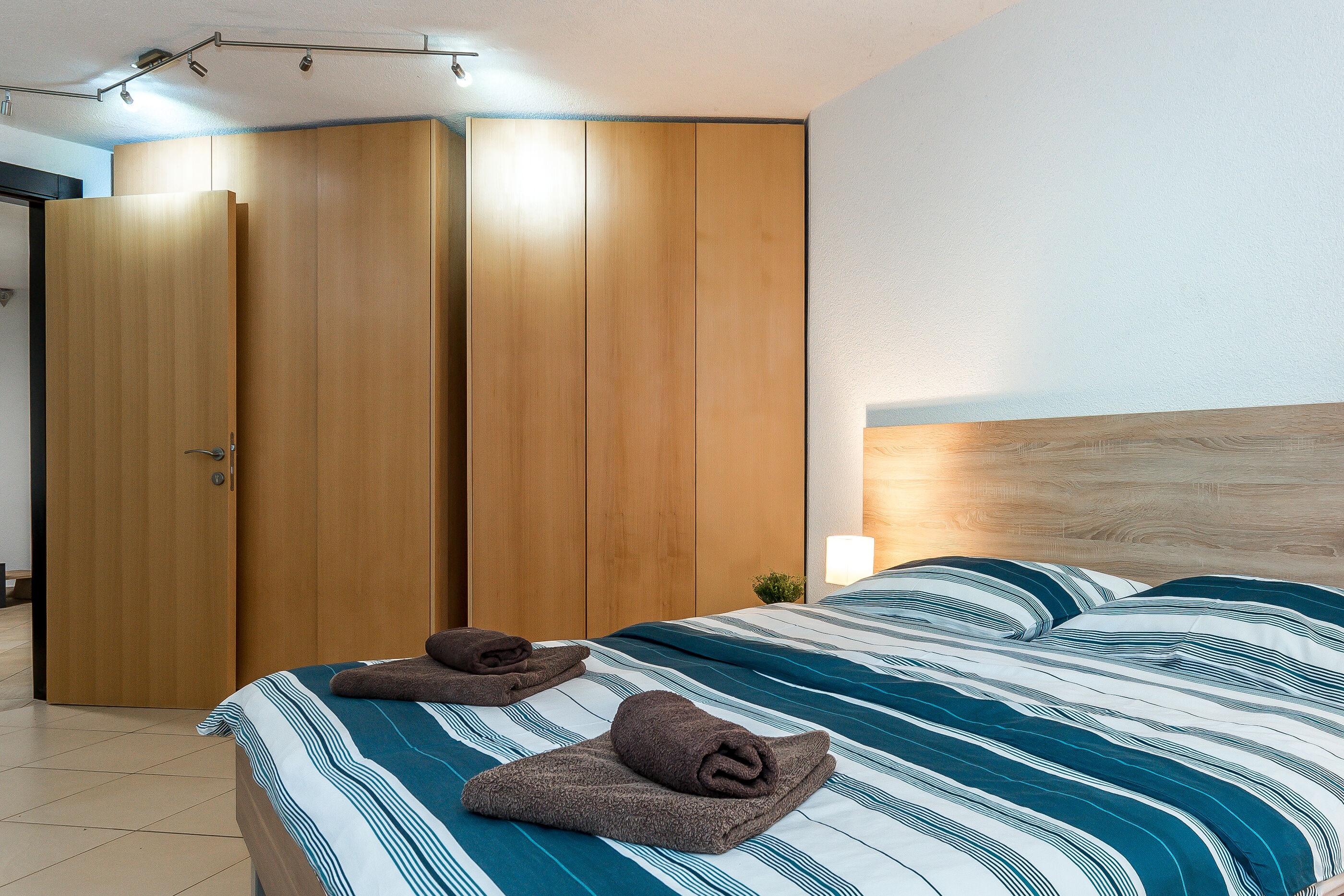 Villa Horse house V0981-K1