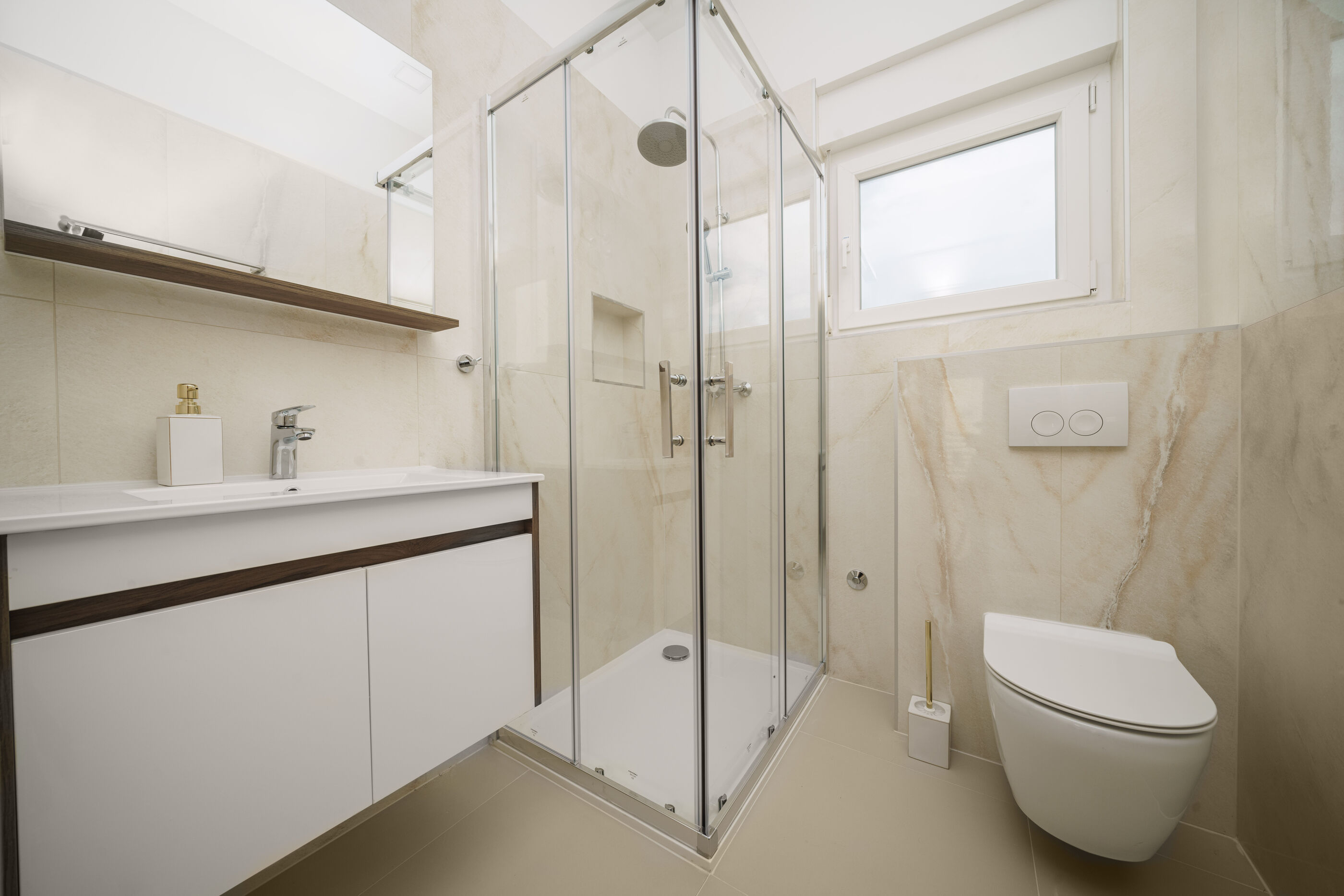 Apartments Fortis 98611-A2