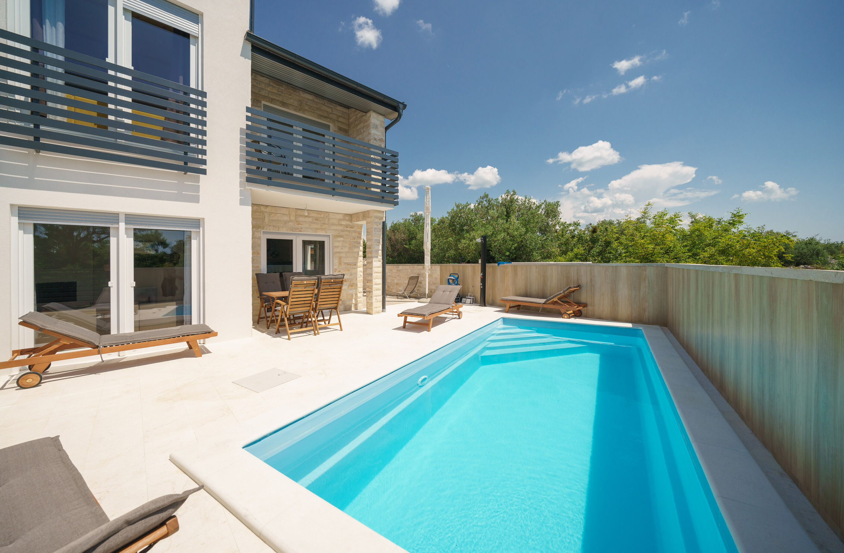 Apartments Fortis 98611-A2
