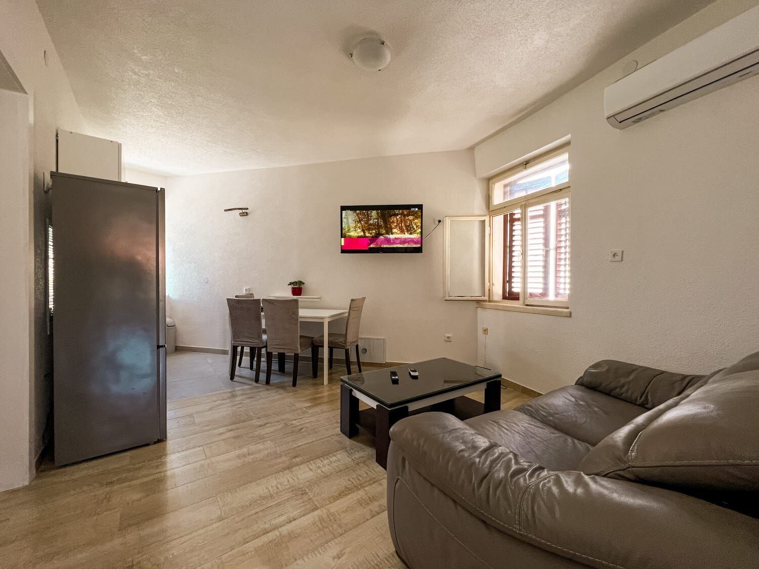 Apartment Vladimir 98661-A1