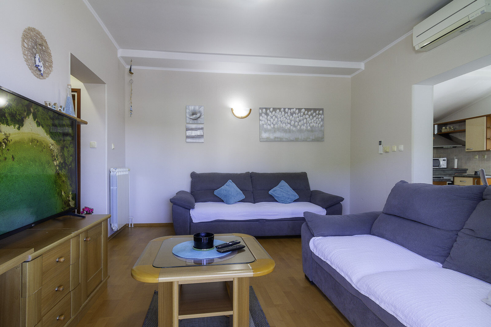Apartments Frankica 65691-A3