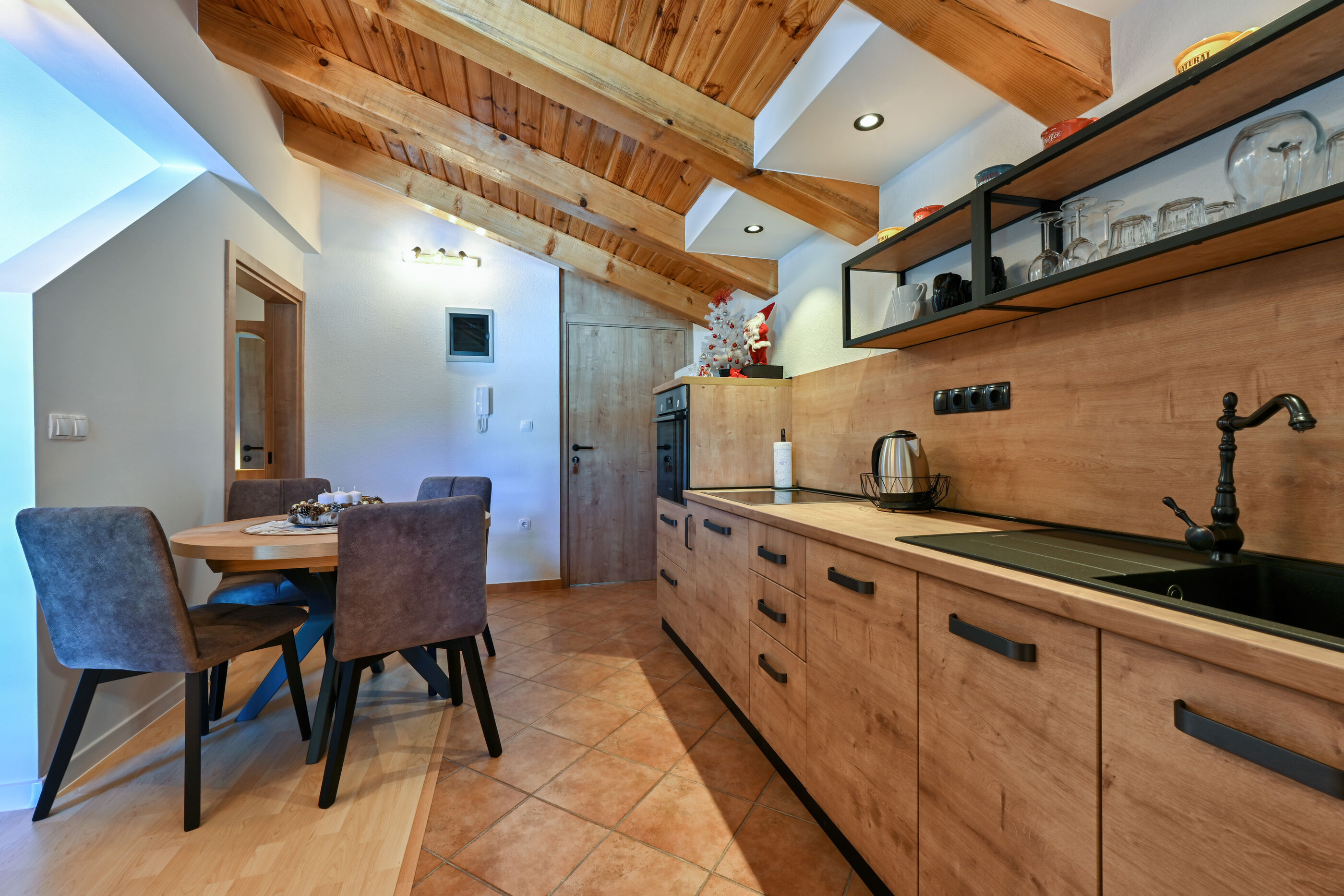 Apartments AVA 98651-A3