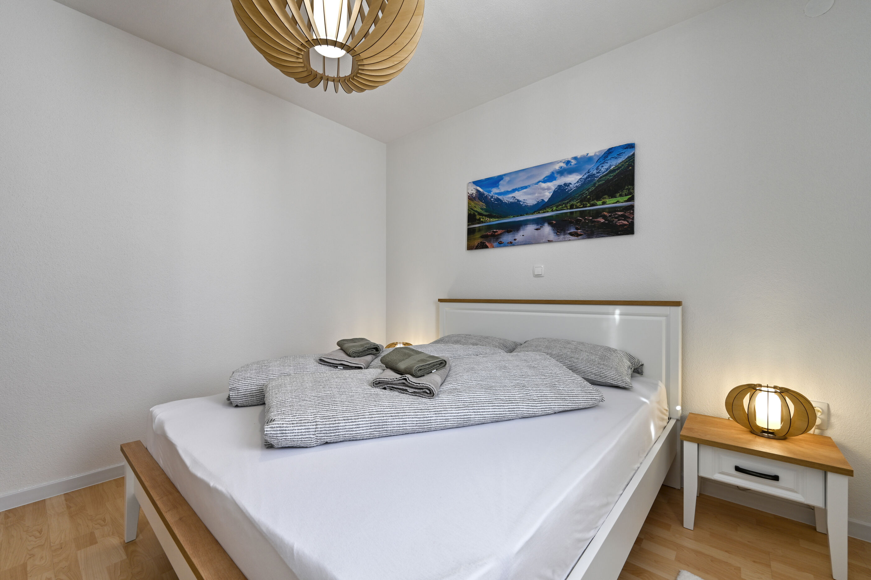 Apartments AVA 98651-A2