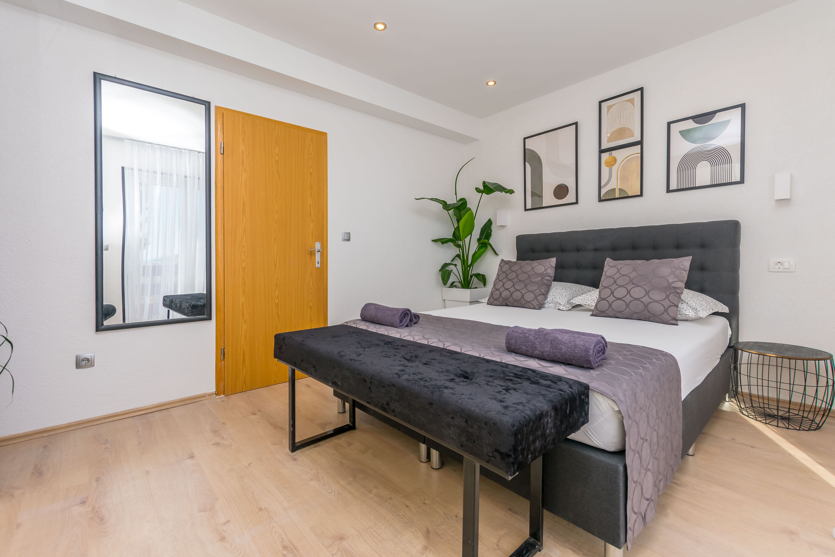 Apartments Mladen 12941-A3