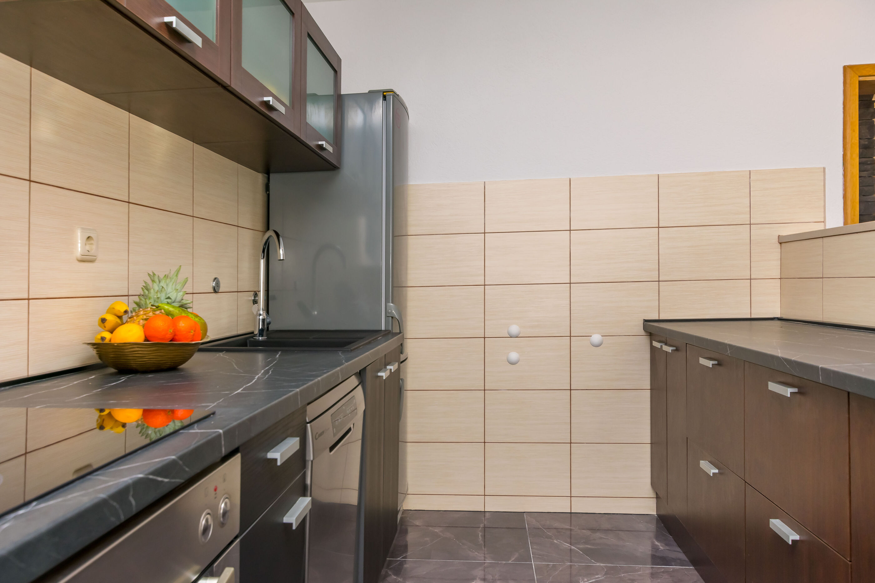 Apartments Mladen 12941-A3