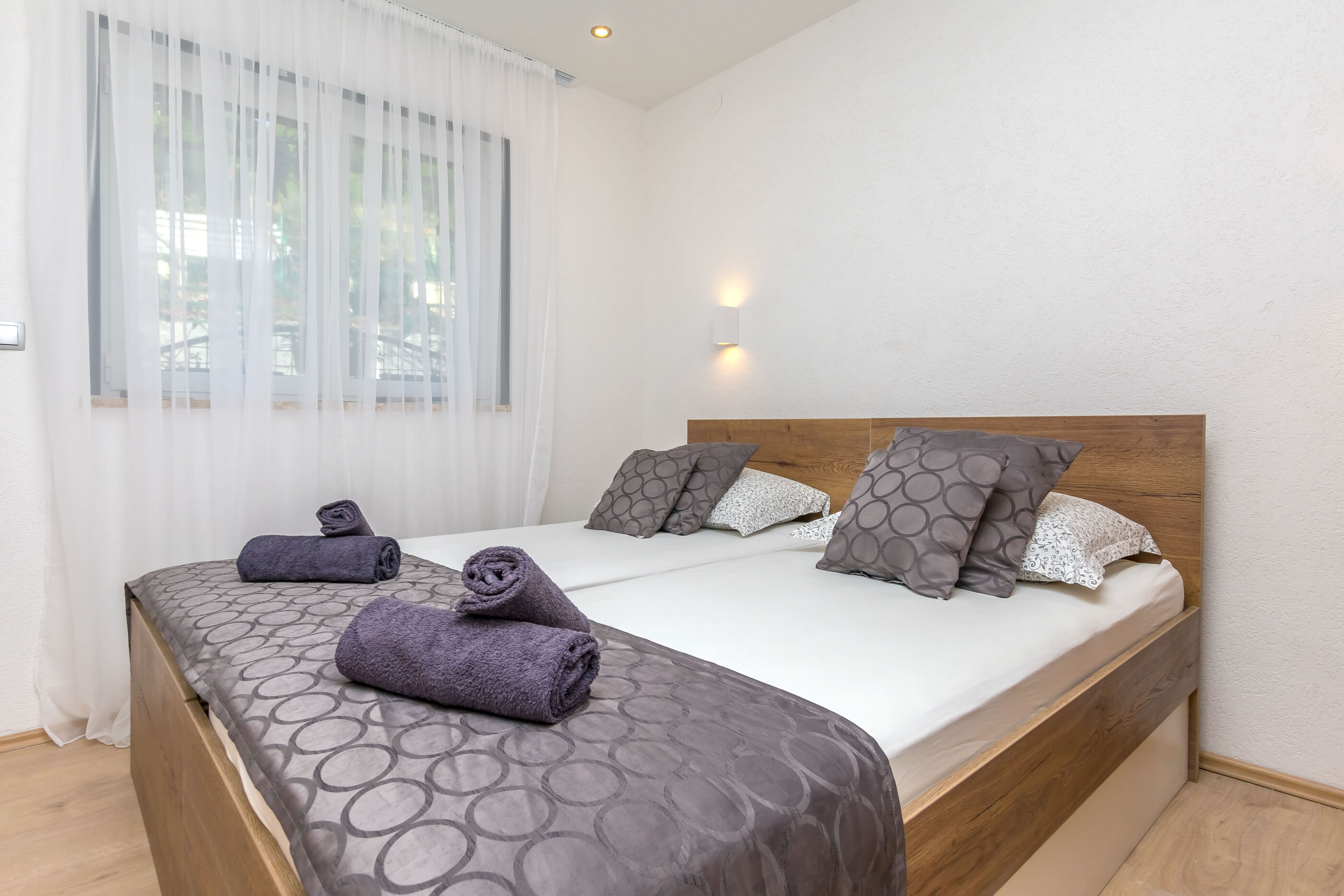 Apartments Mladen 12941-A3