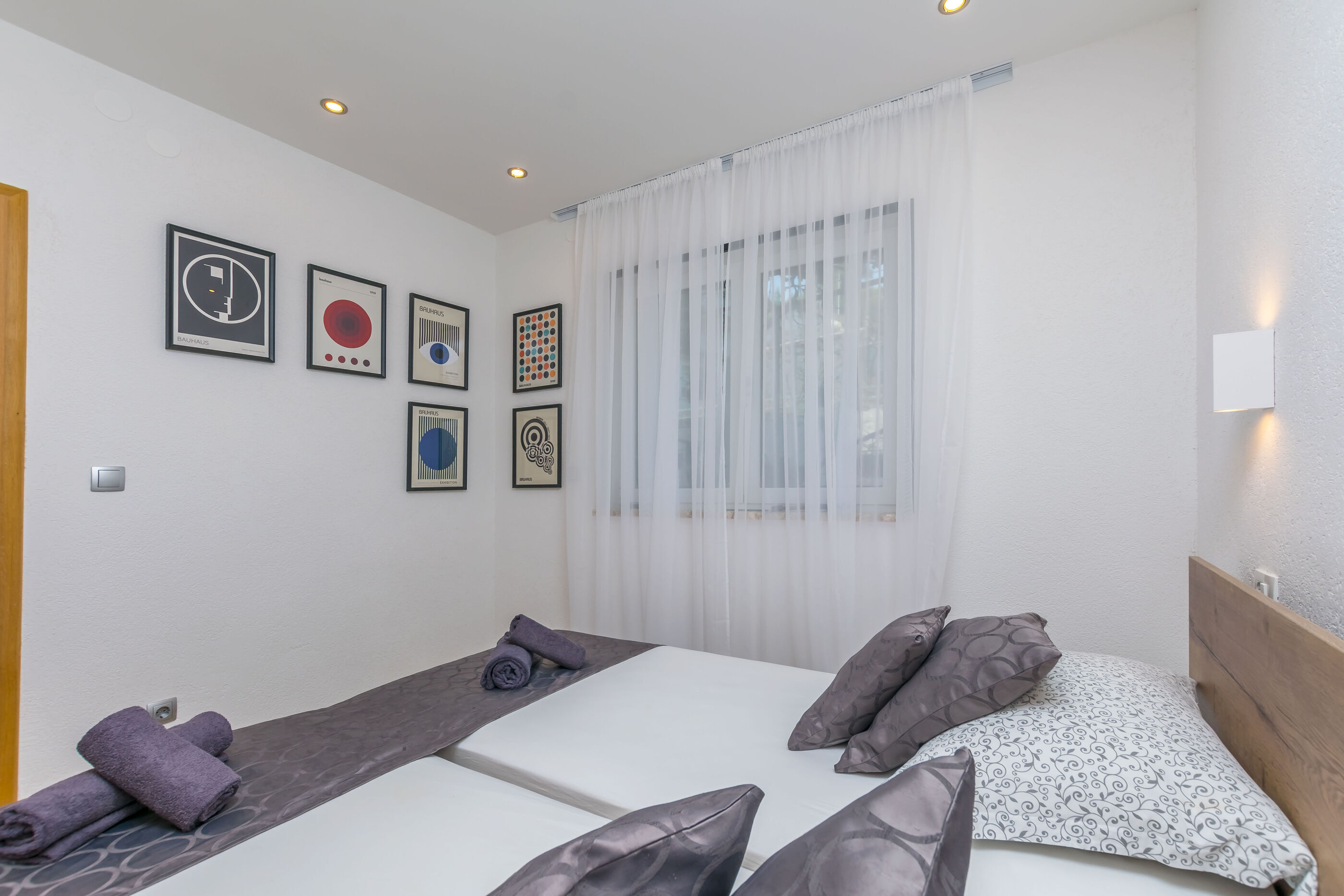 Apartments Mladen 12941-A3