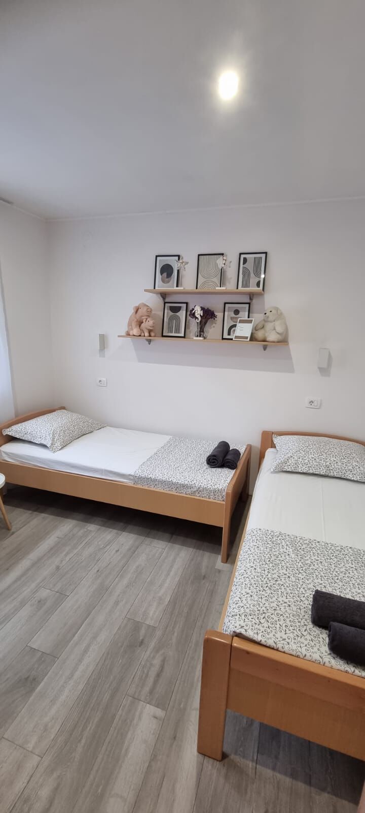 Apartments Mladen 12941-A2