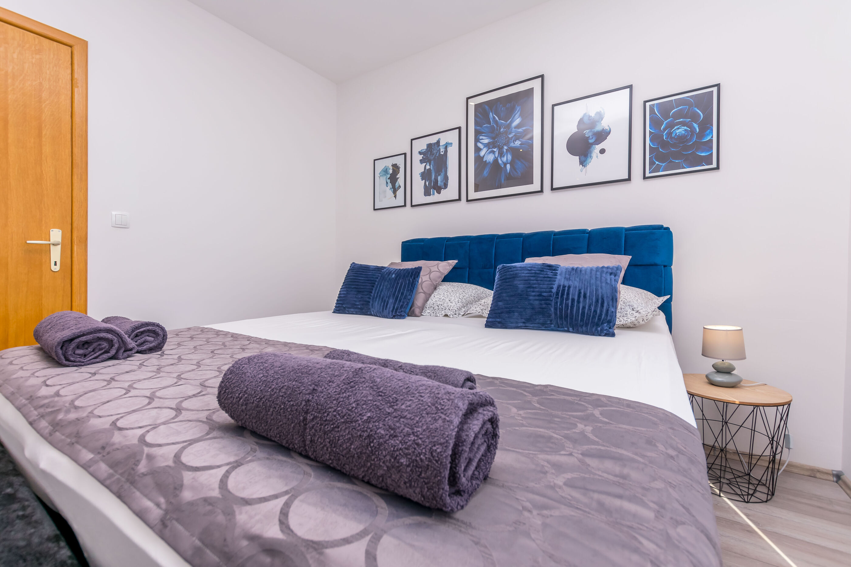 Apartments Mladen 12941-A2