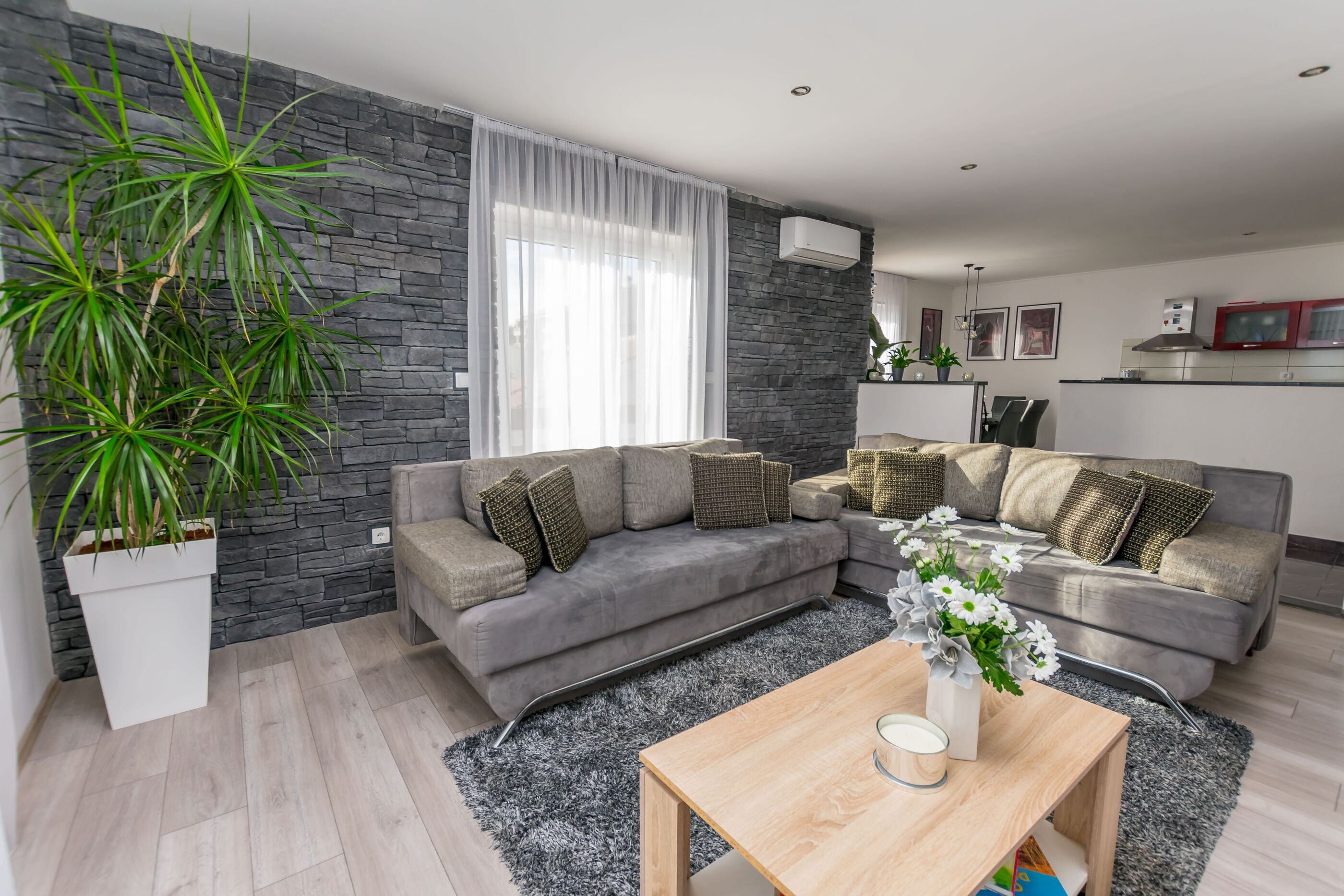 Apartments Mladen 12941-A2