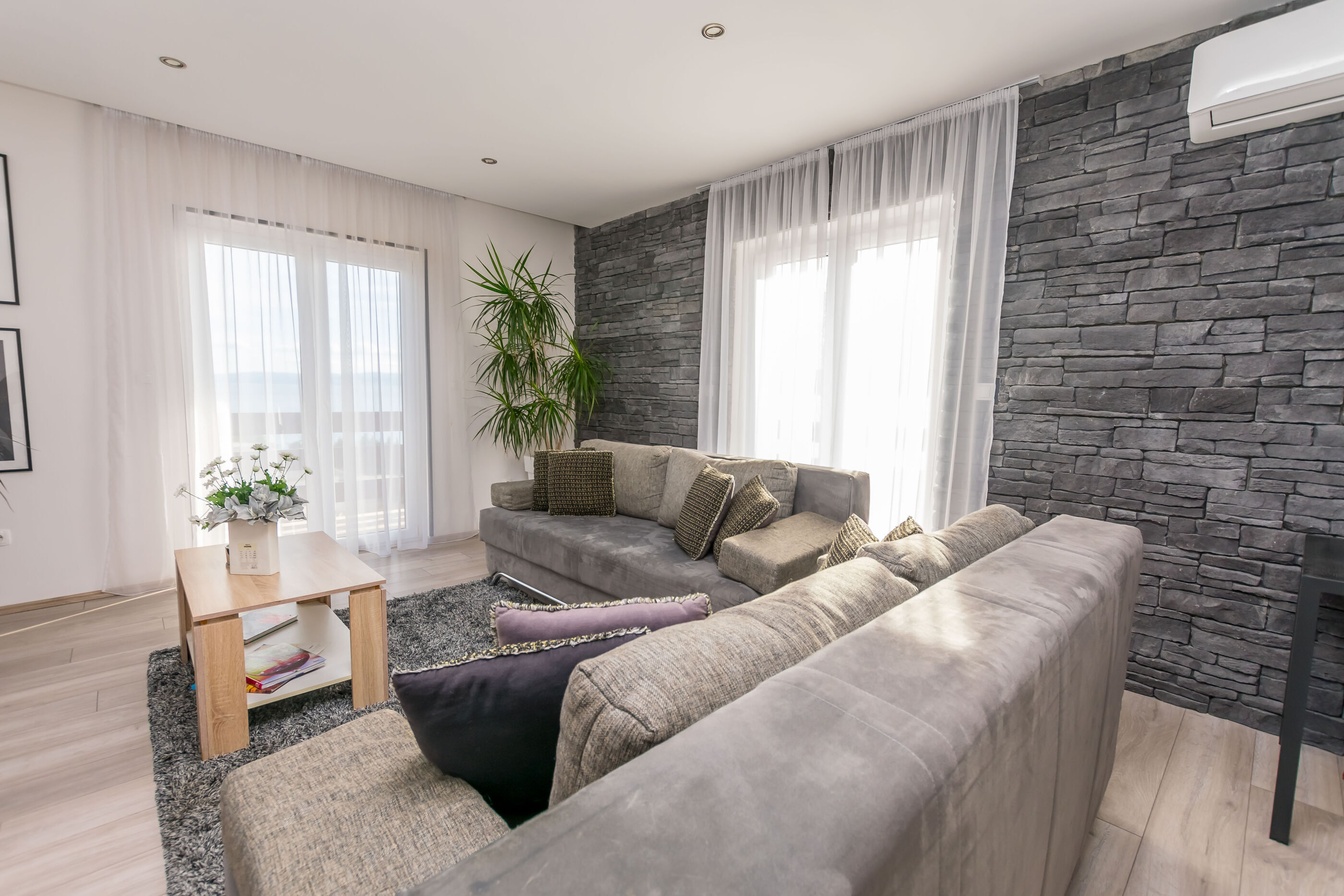 Apartments Mladen 12941-A2