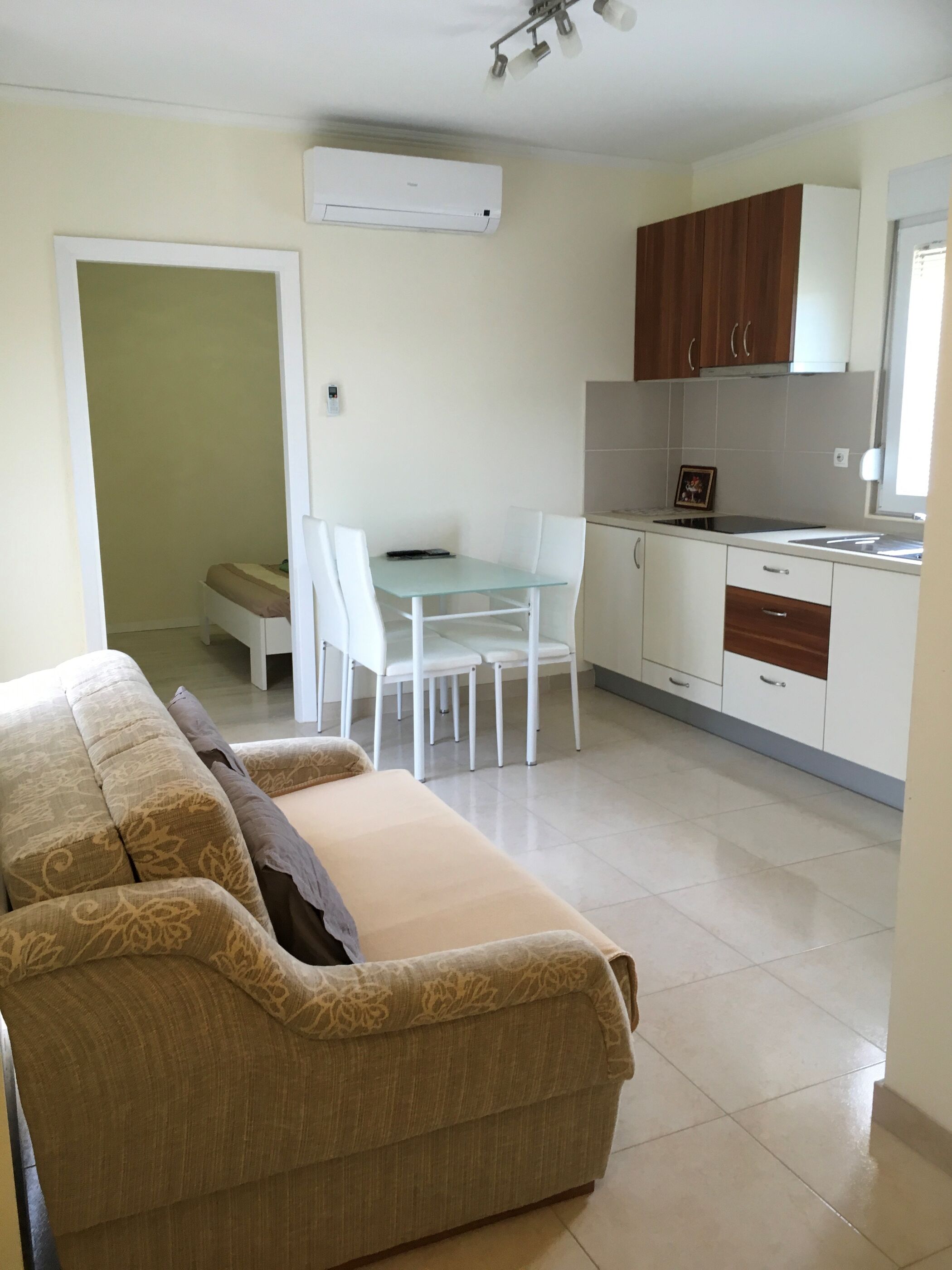 Apartments Lipovica 98771-A3