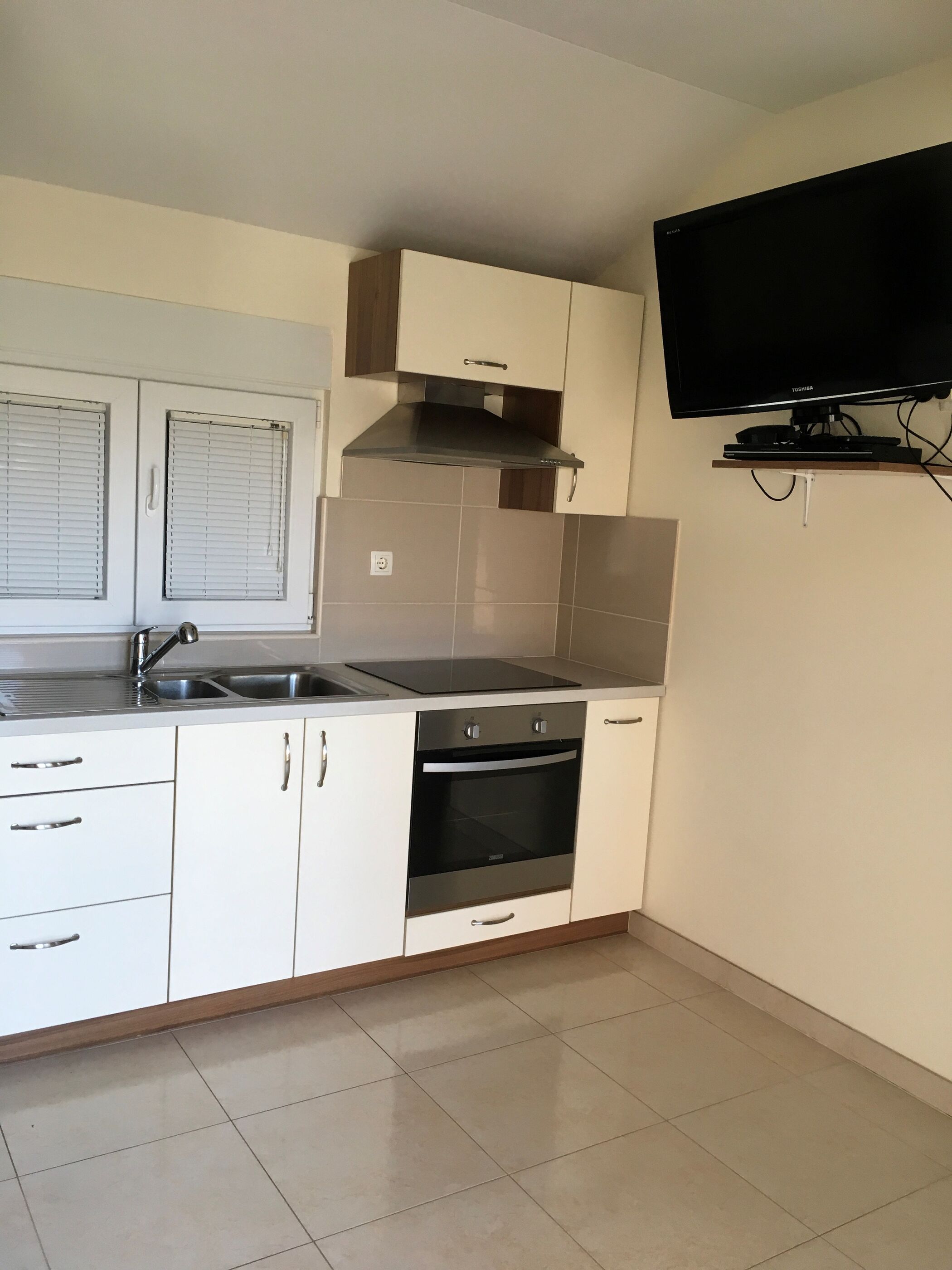Apartments Lipovica 98771-A3
