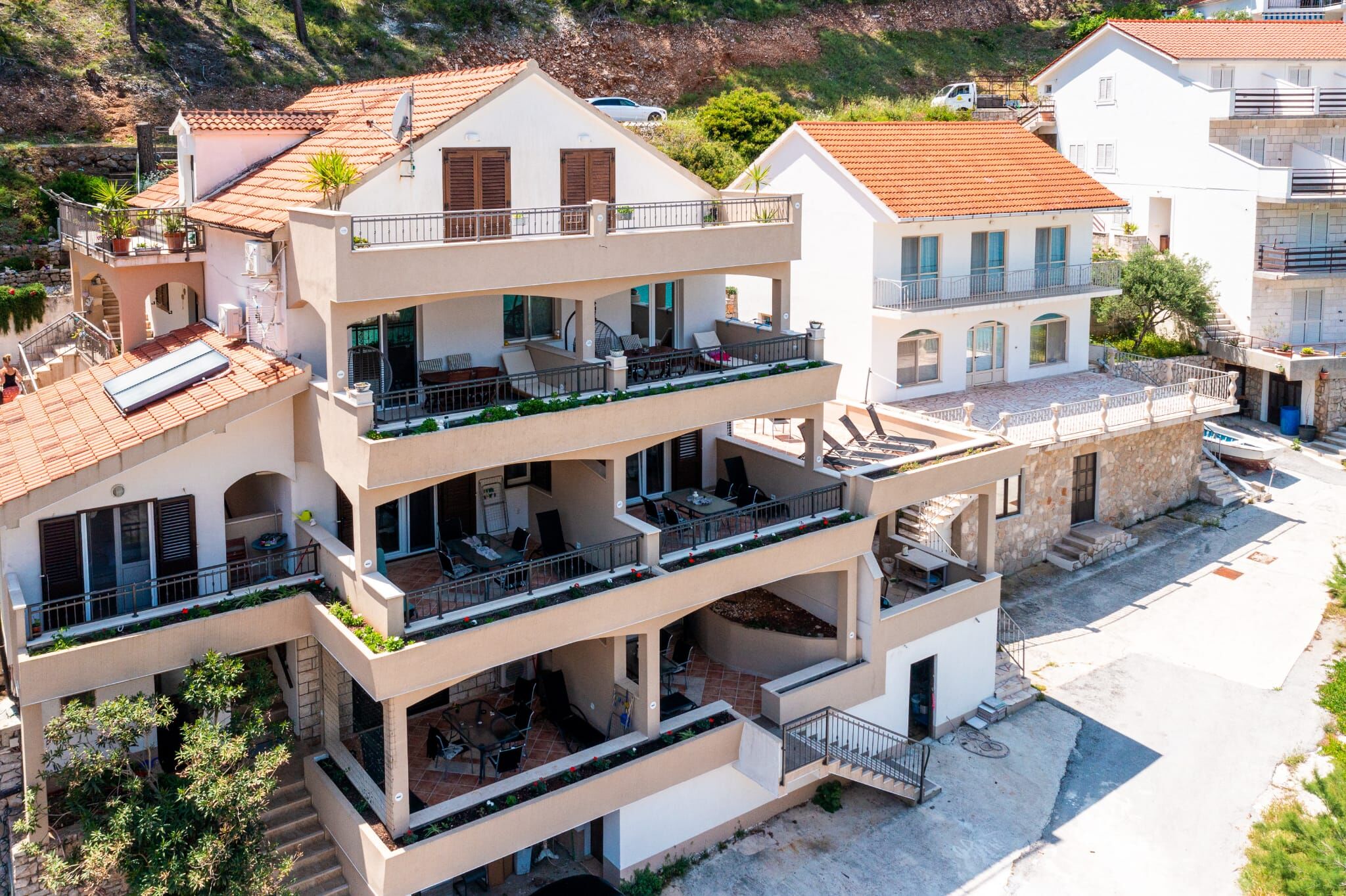 Apartments Serzane 98861-A5