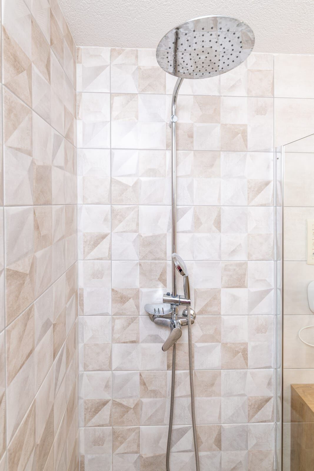 Apartments Serzane 98861-A3