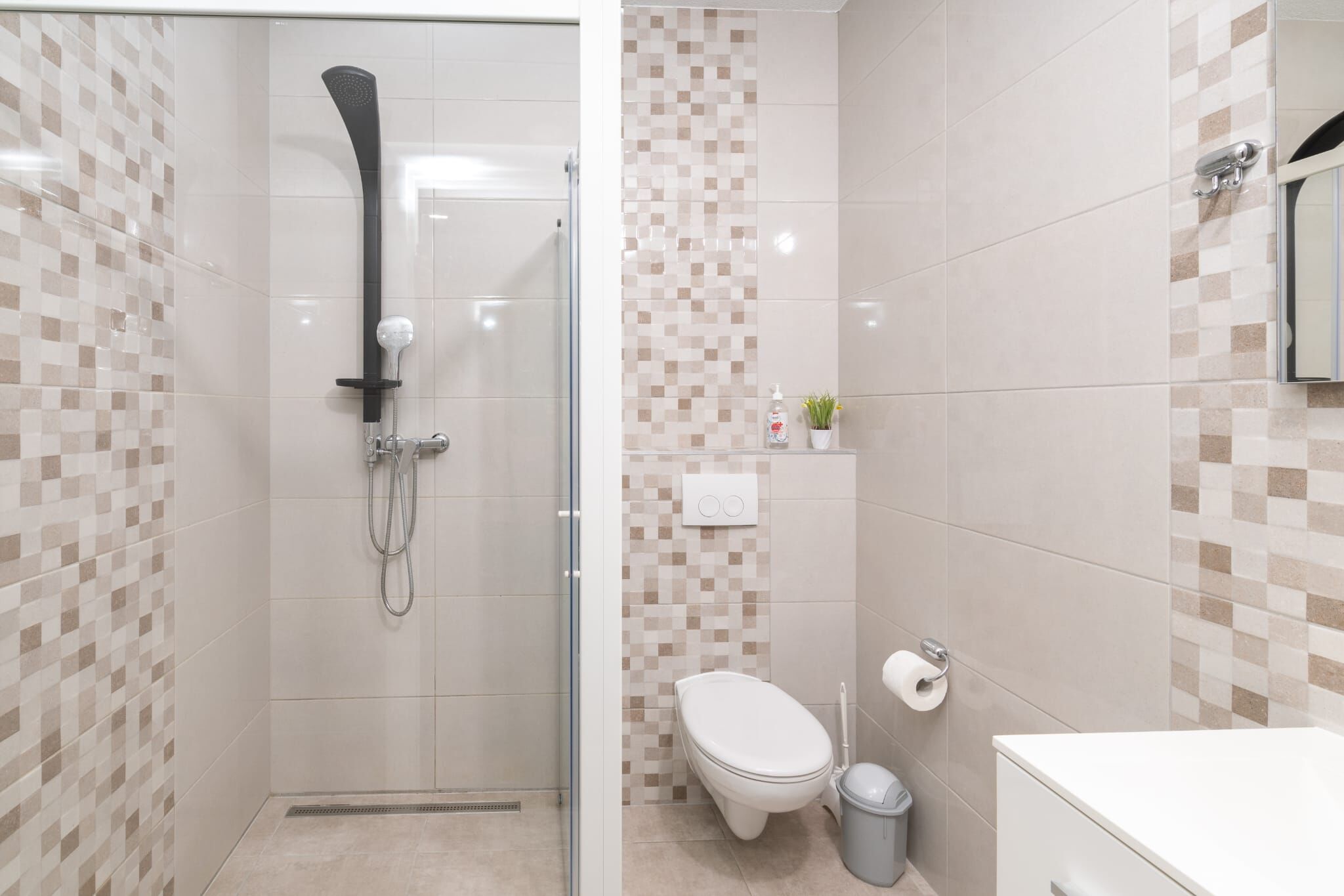 Apartments Serzane 98861-A4