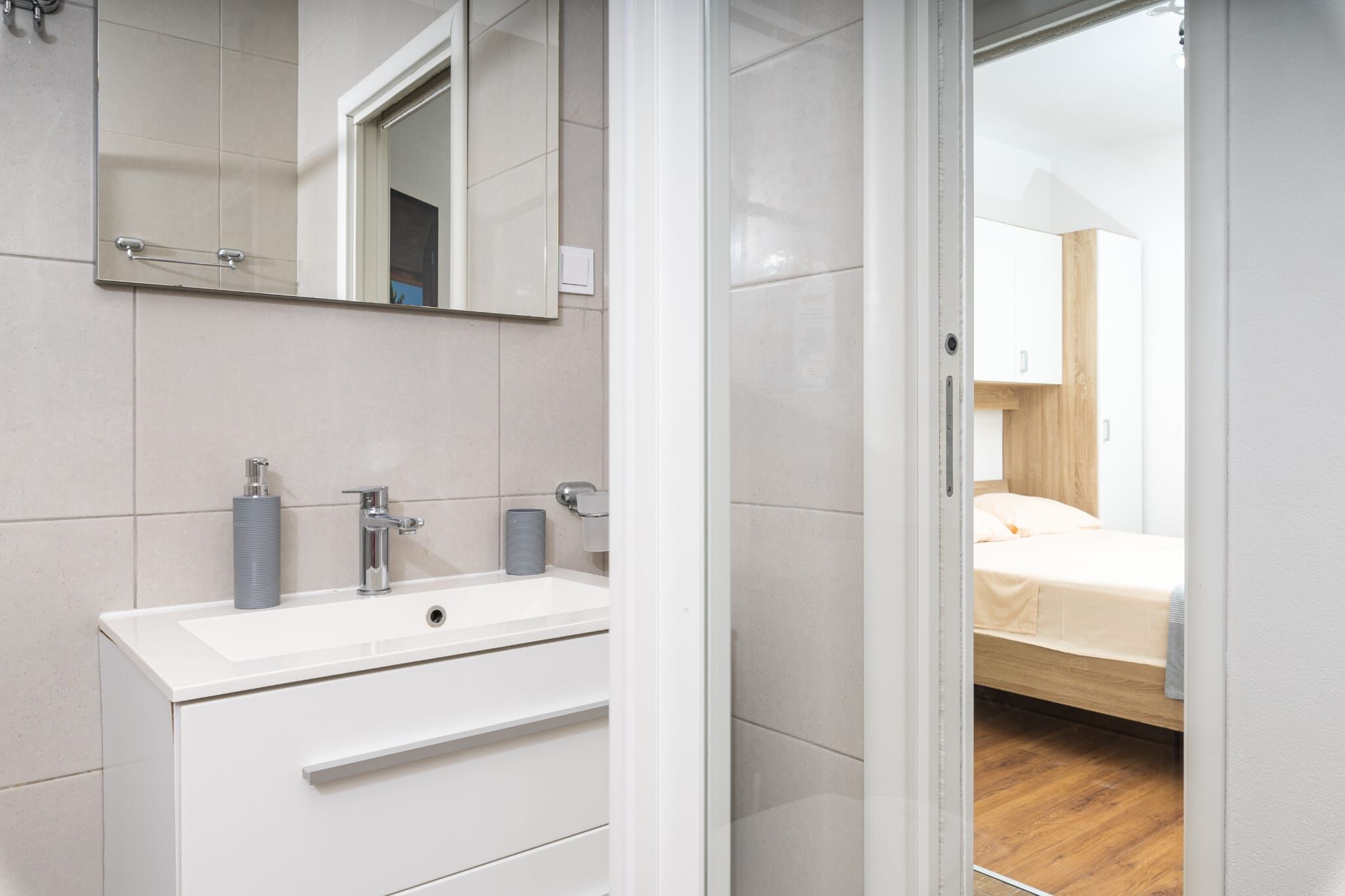 Apartments Serzane 98861-A6