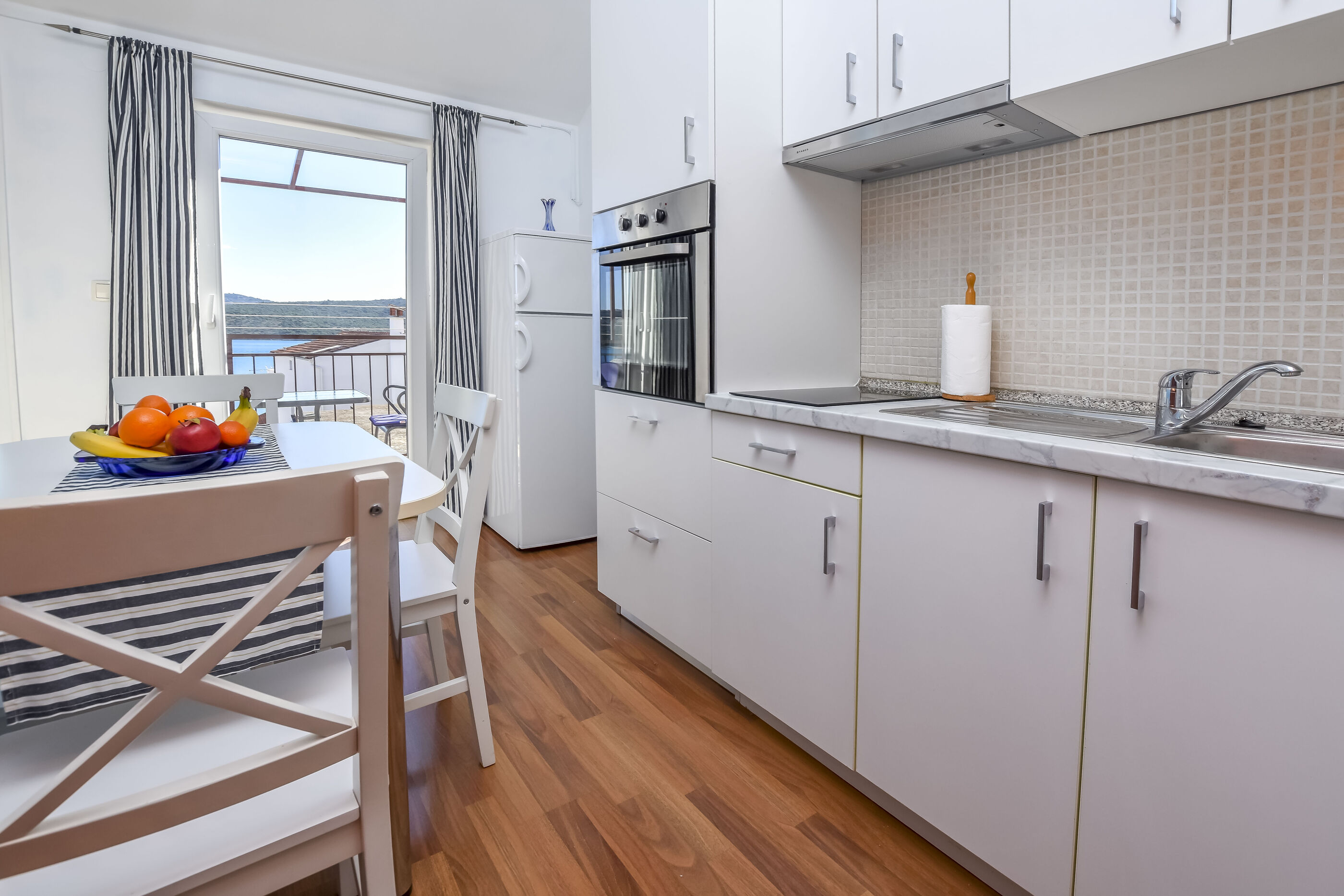 Apartments Vladimir 40483-A2
