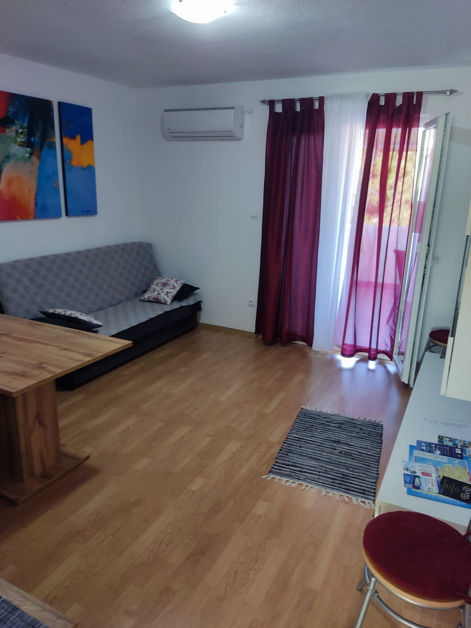 Apartment Nirvana 98811-A1