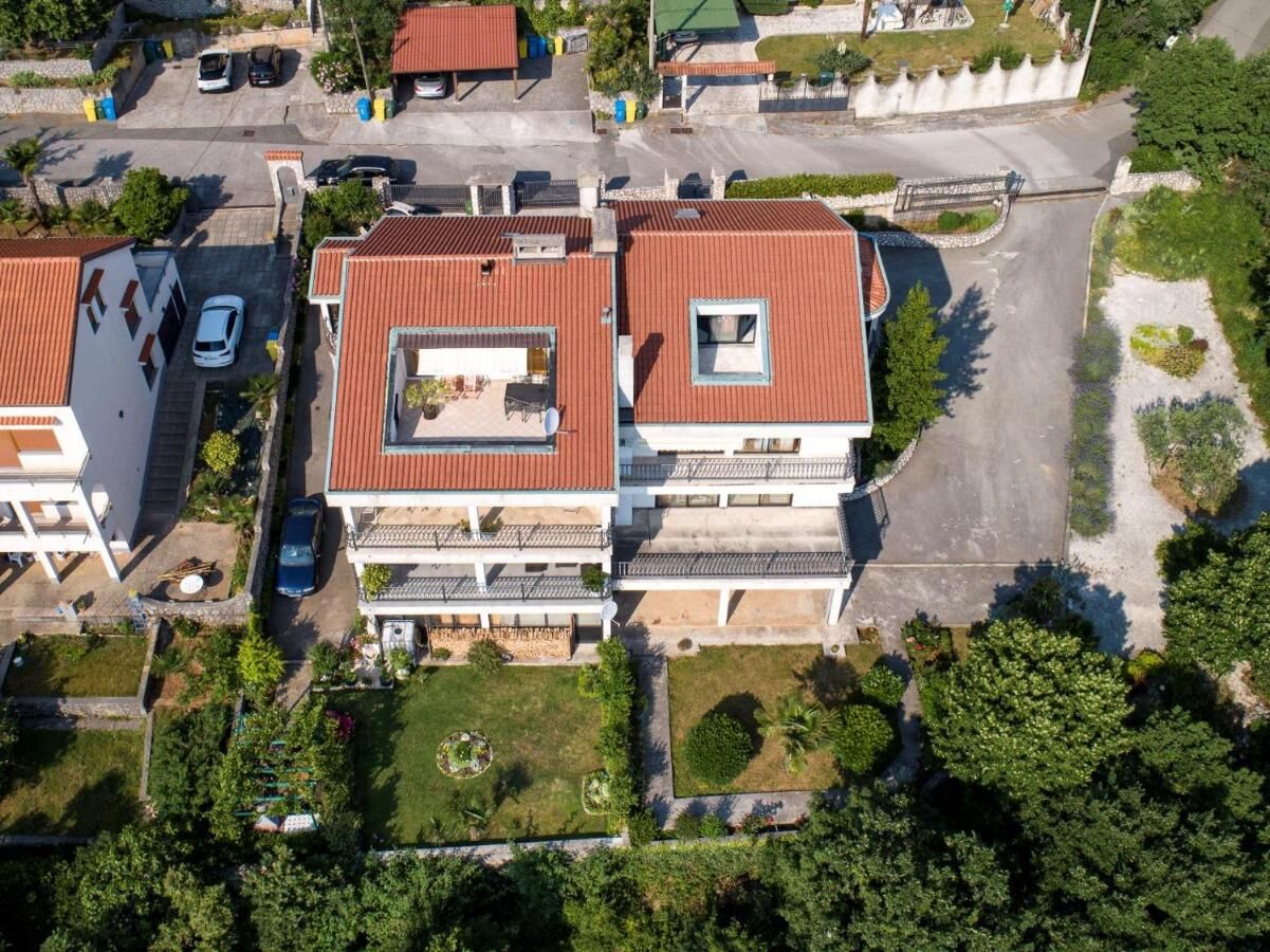 Apartment Vrata Jadrana 79157-A1