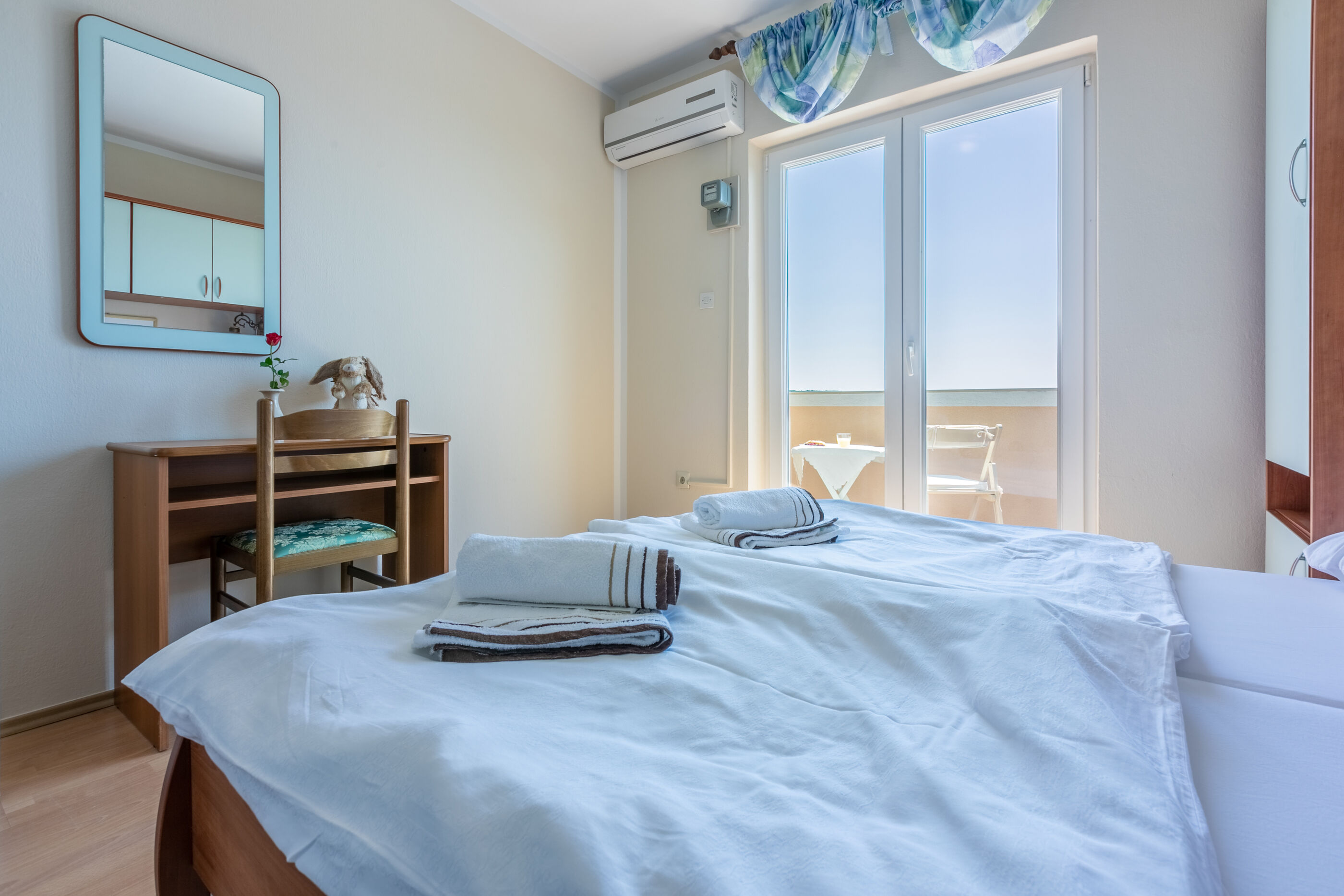 Apartments Ljiljana 65671-A1