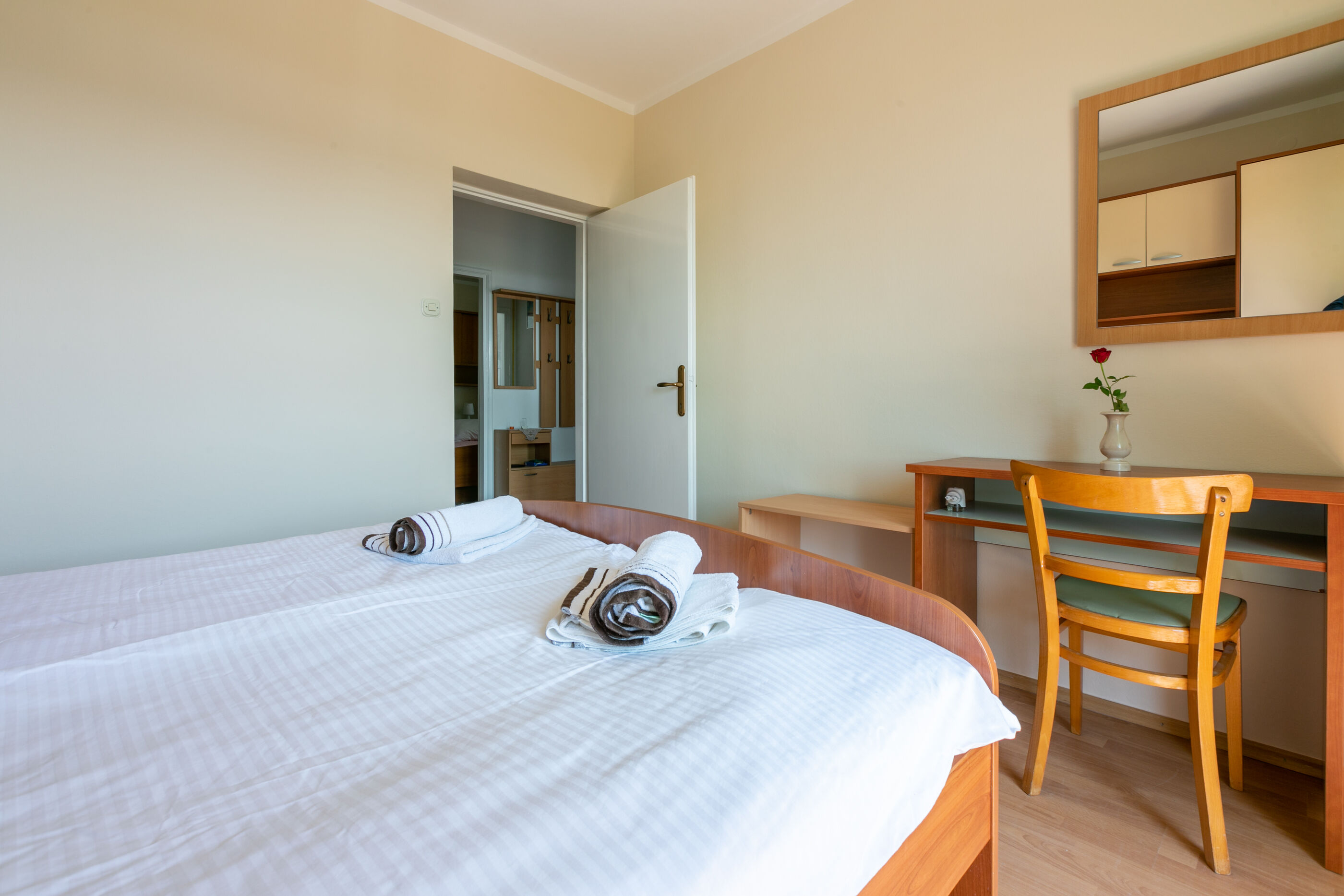 Apartments Ljiljana 65671-A2