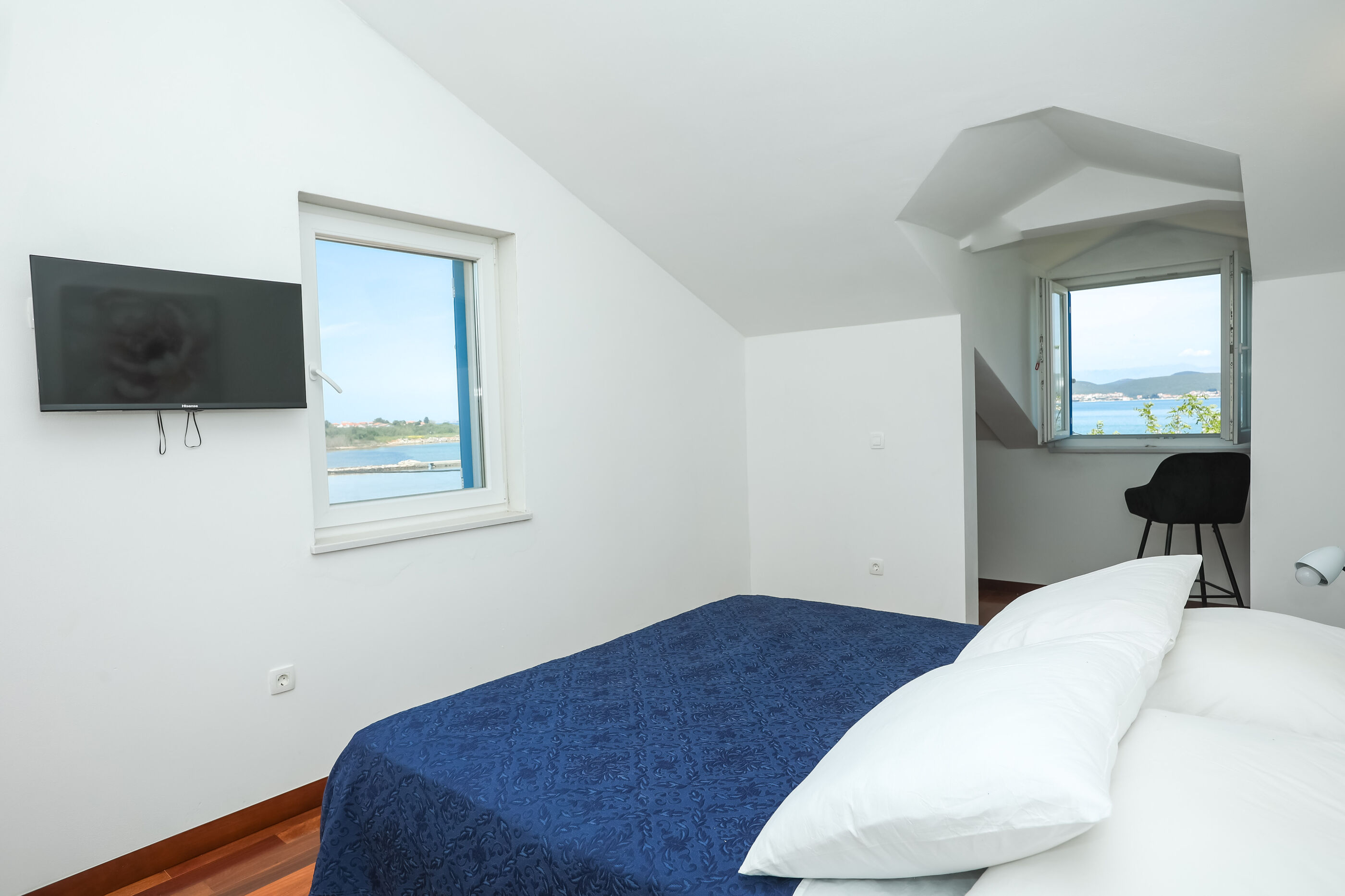 Apartments Seafront 77861-A1