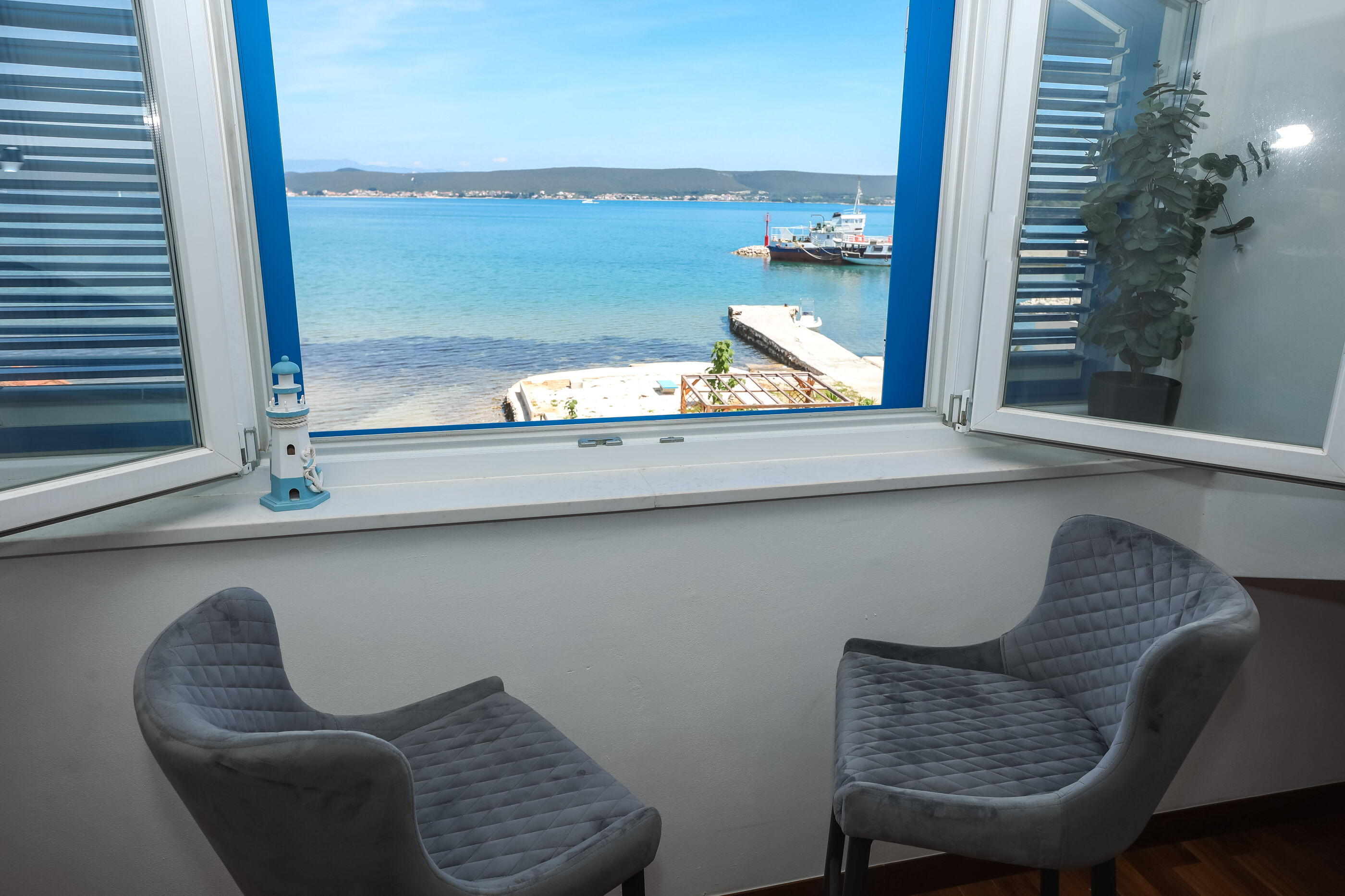 Apartments Seafront 77861-A2