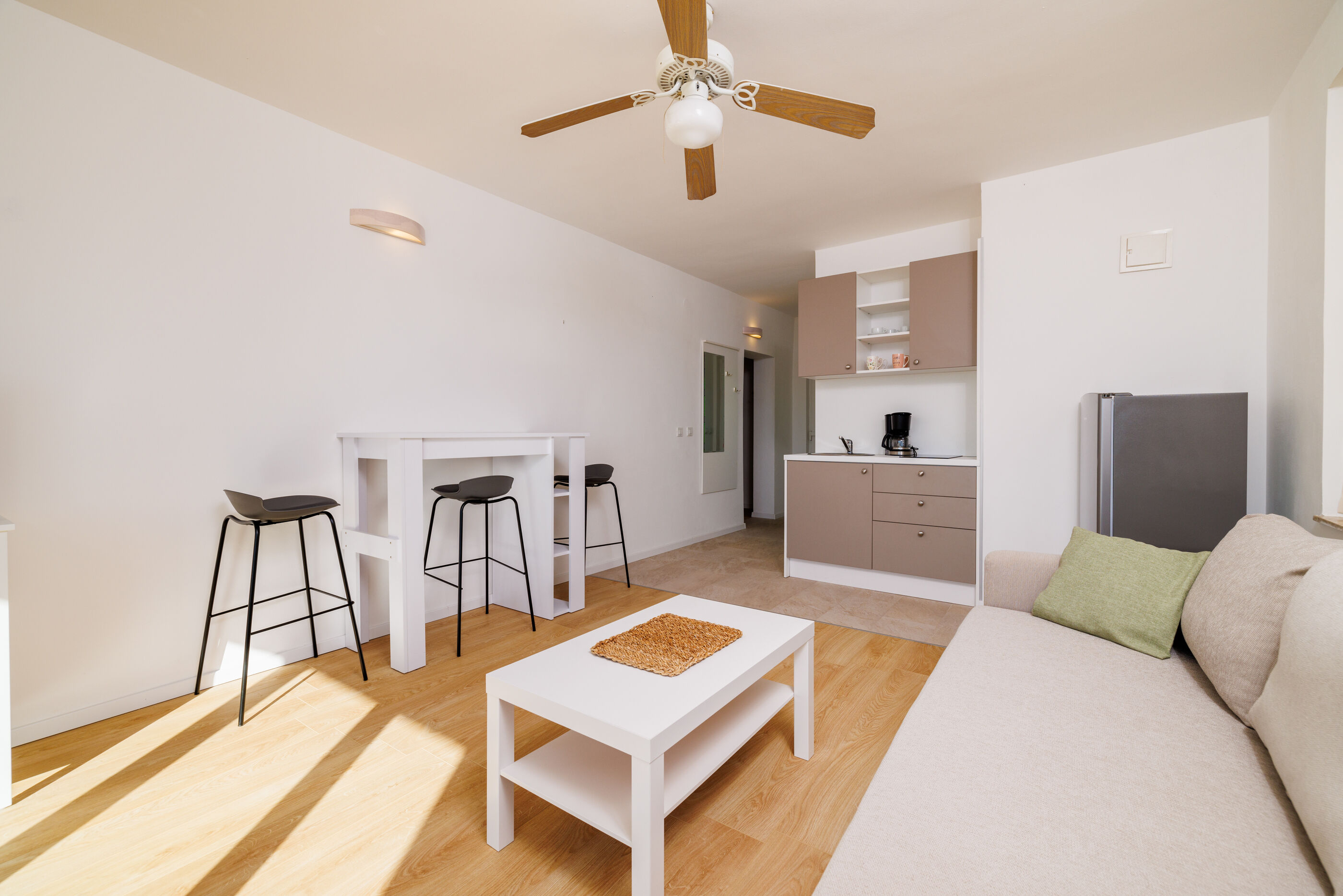 Apartments Neno 85251-A5
