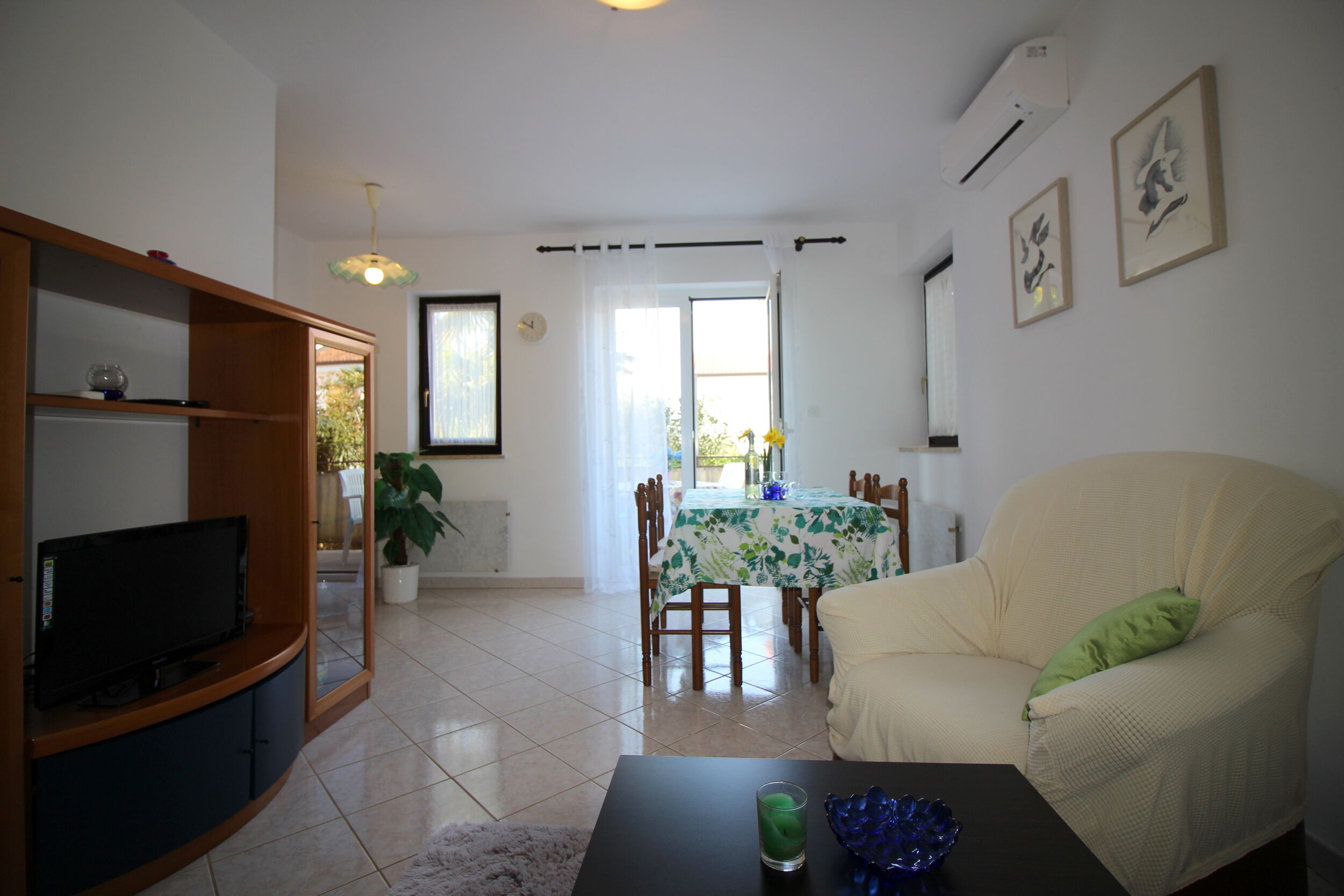 Apartment Livija Maj 98288-A1