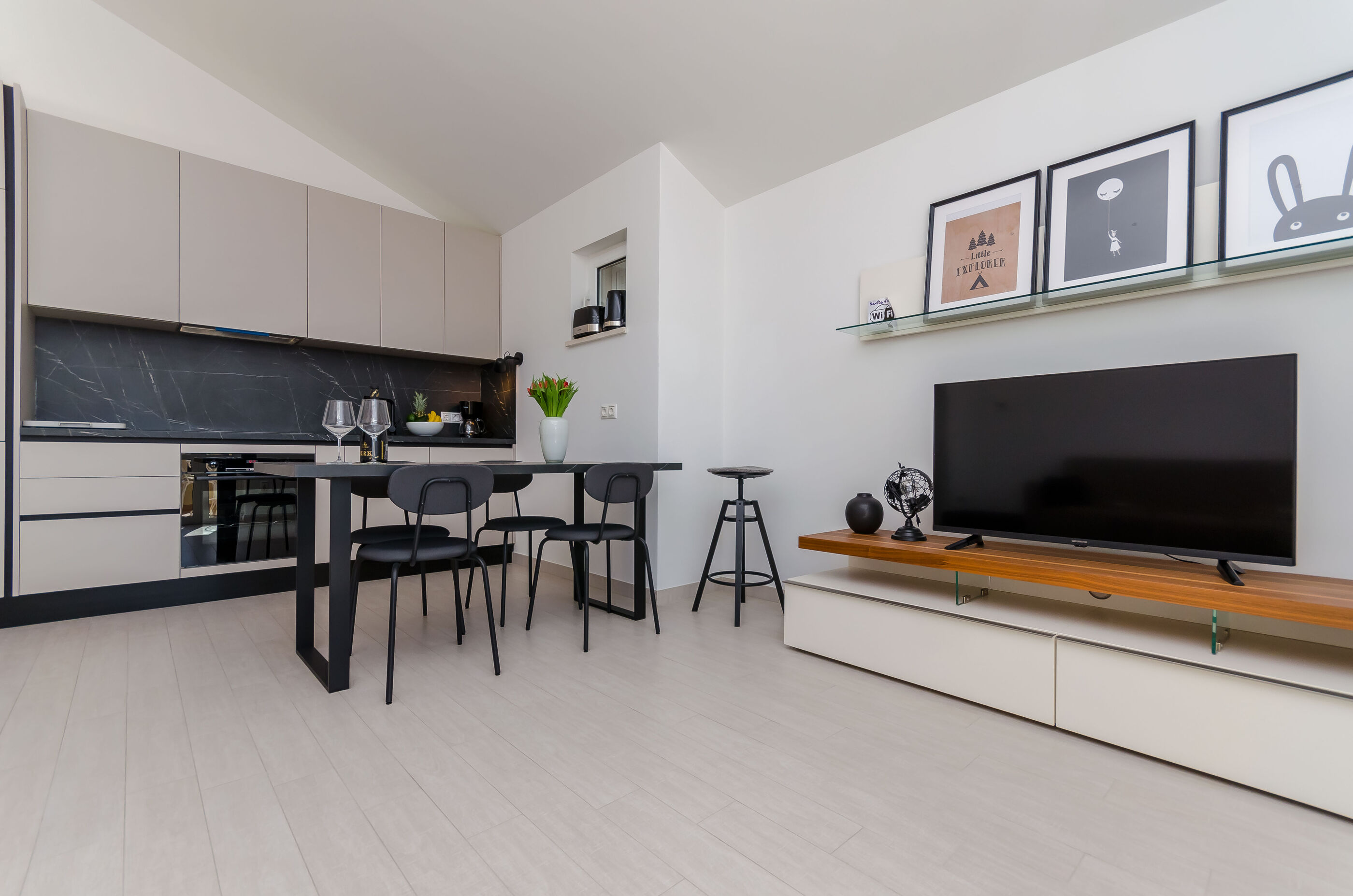 Apartments Kiwi 98981-A2