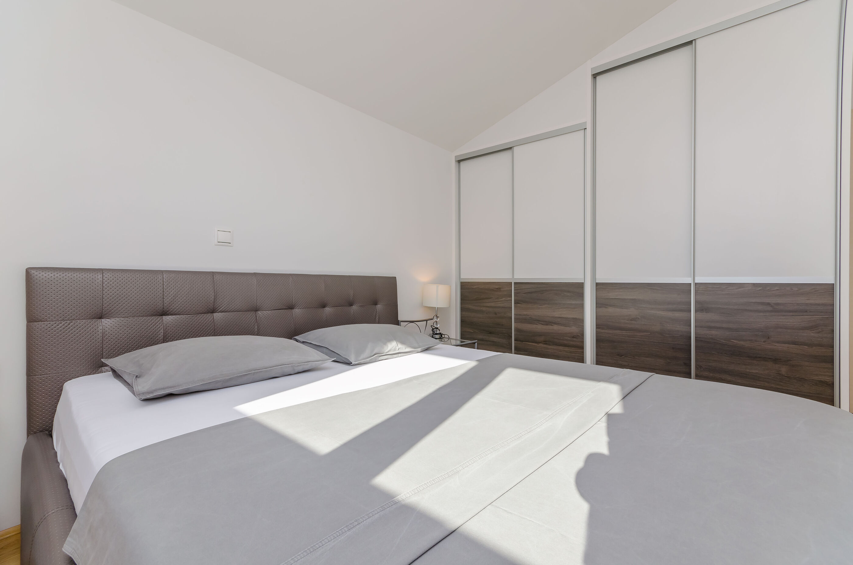 Apartments Kiwi 98981-A2