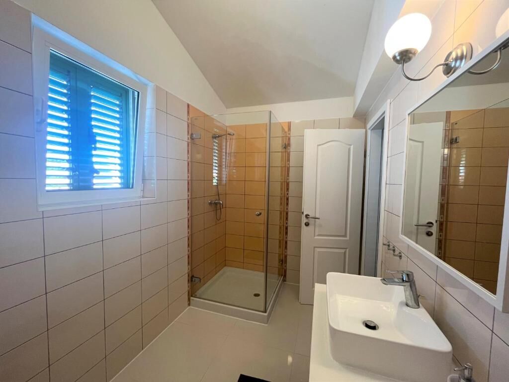 House Rab Escape 2 97126-K1