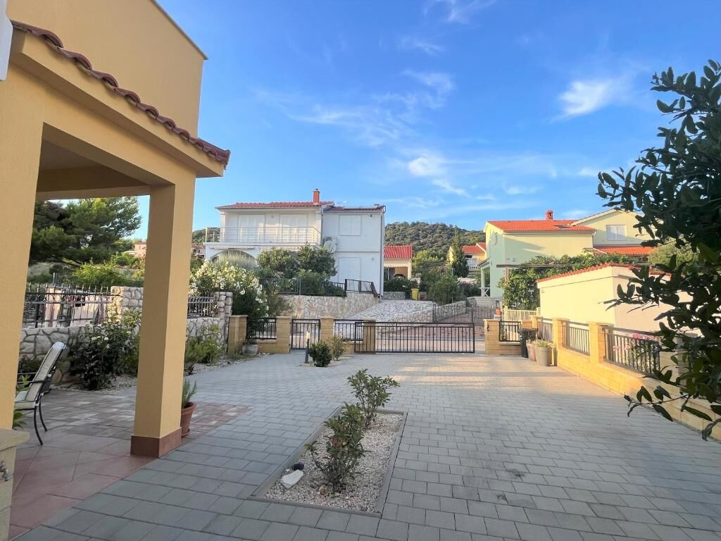 Photo of House Rab Escape 2