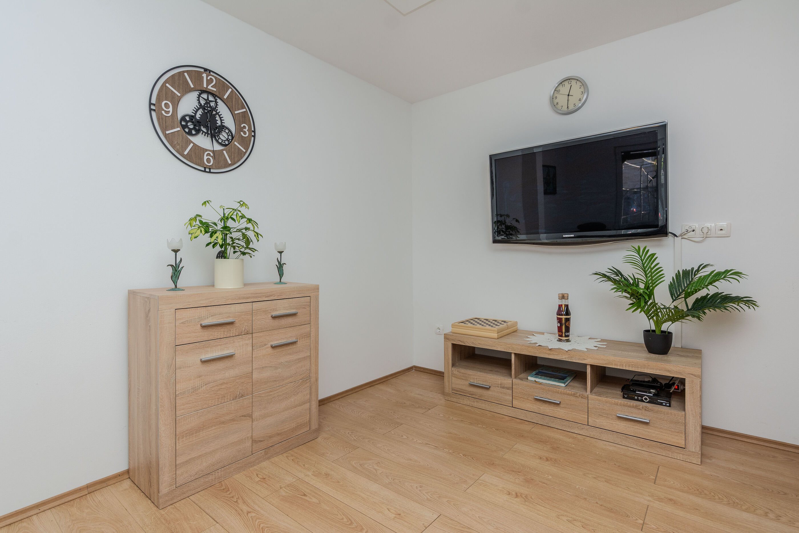 House Loncar 18435-K1