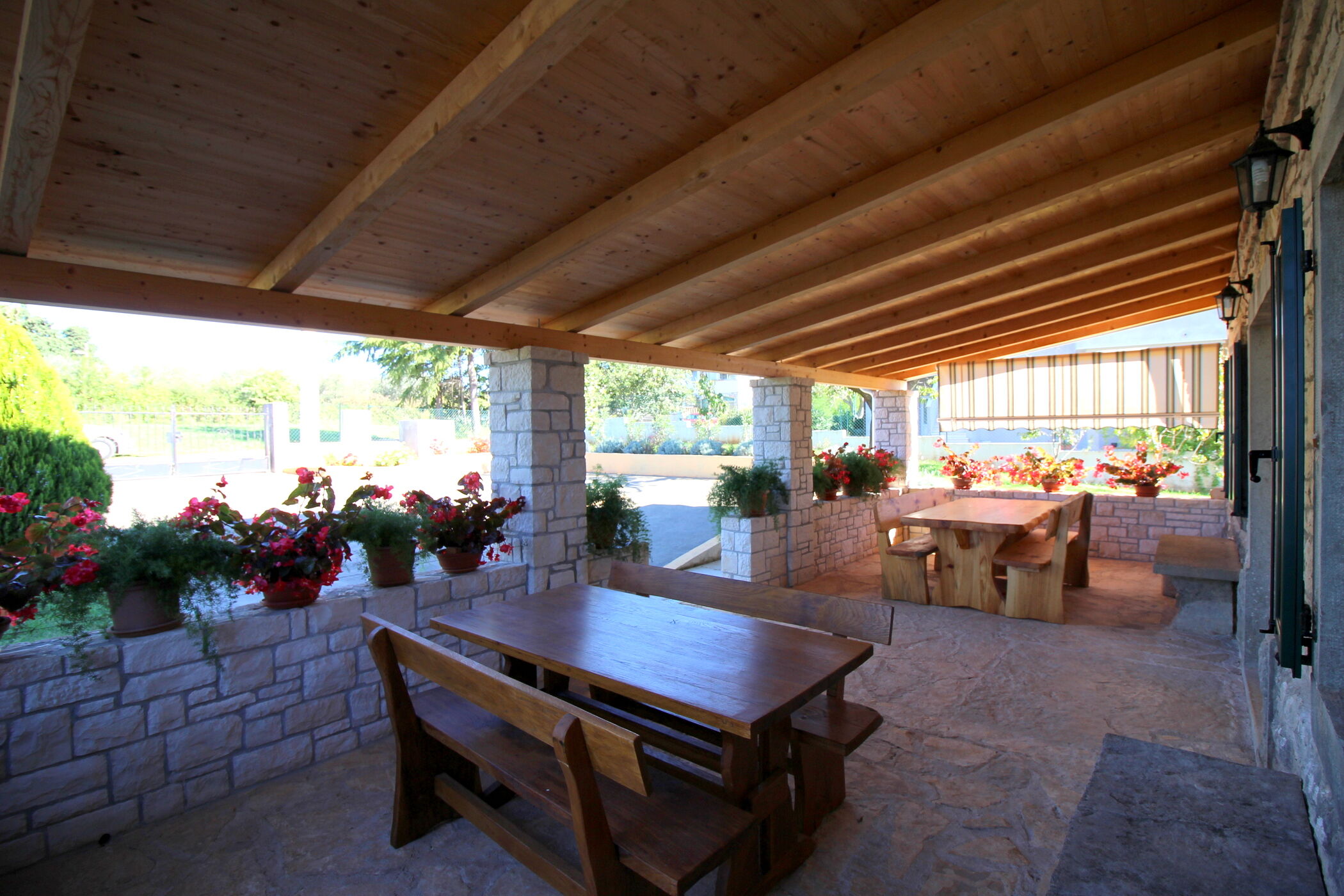 House Castello s velikom okućnicom 98289-K1
