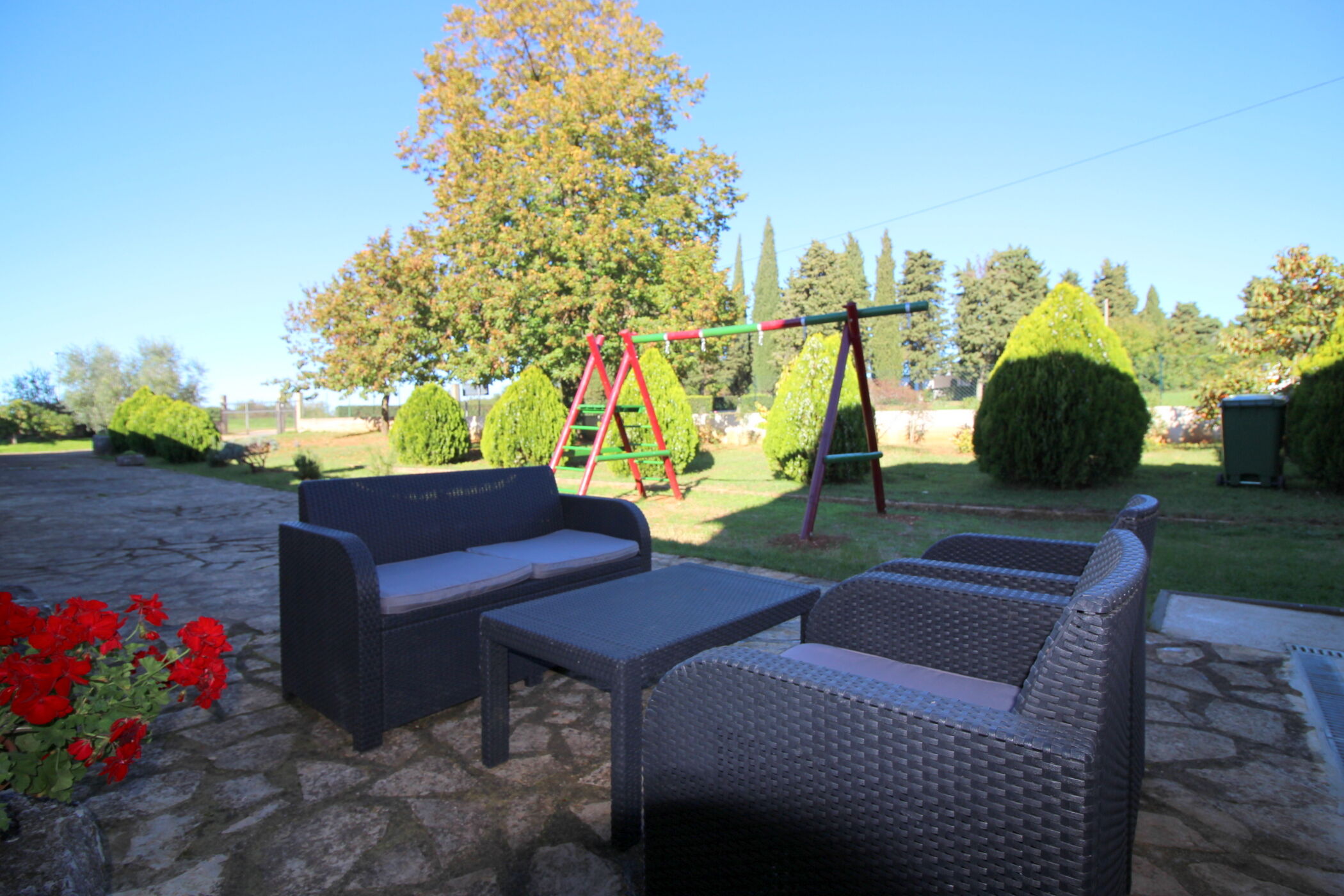 House Castello s velikom okućnicom 98289-K1