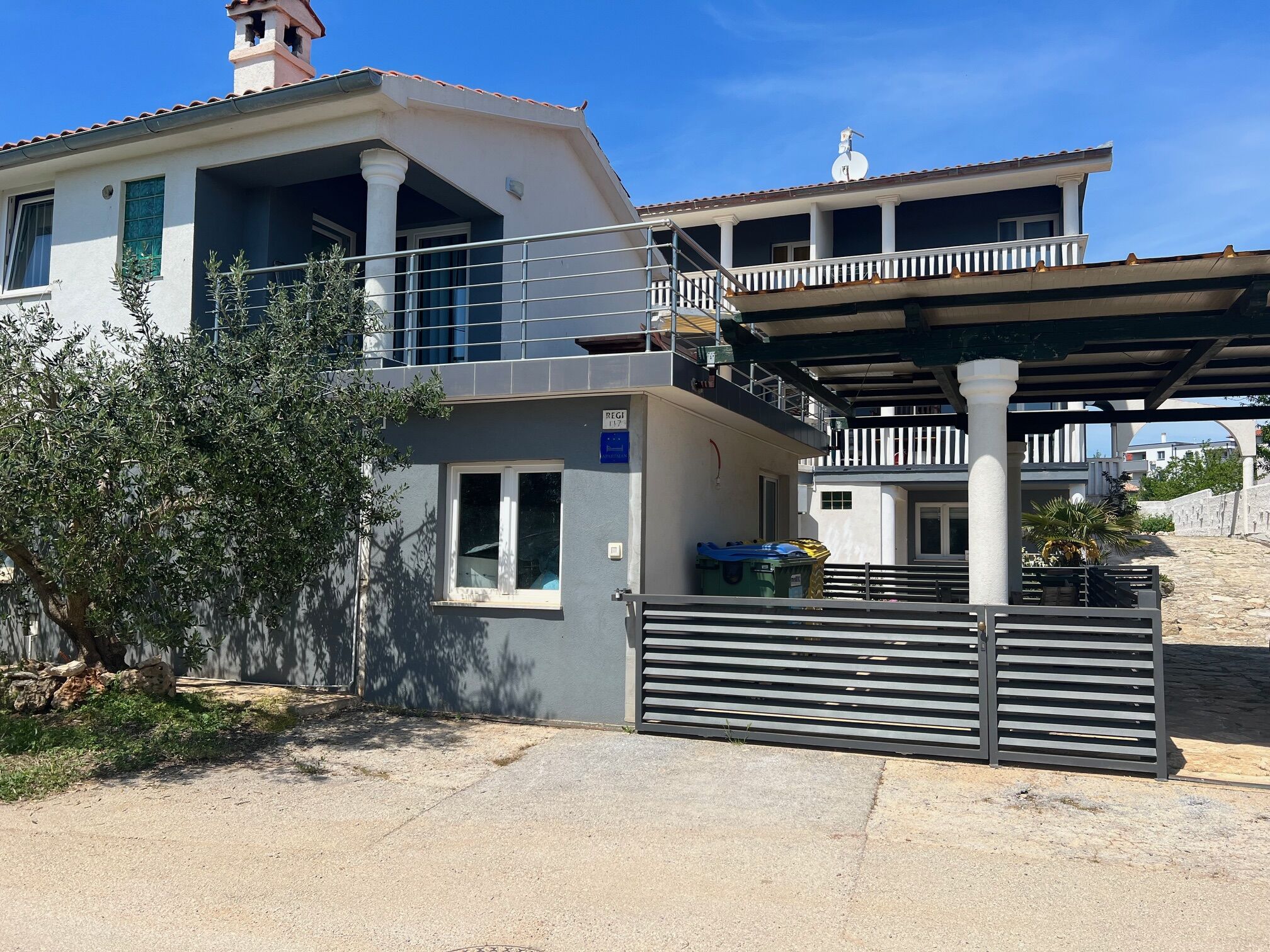 Apartments Marin sa bazenom 59402-A1
