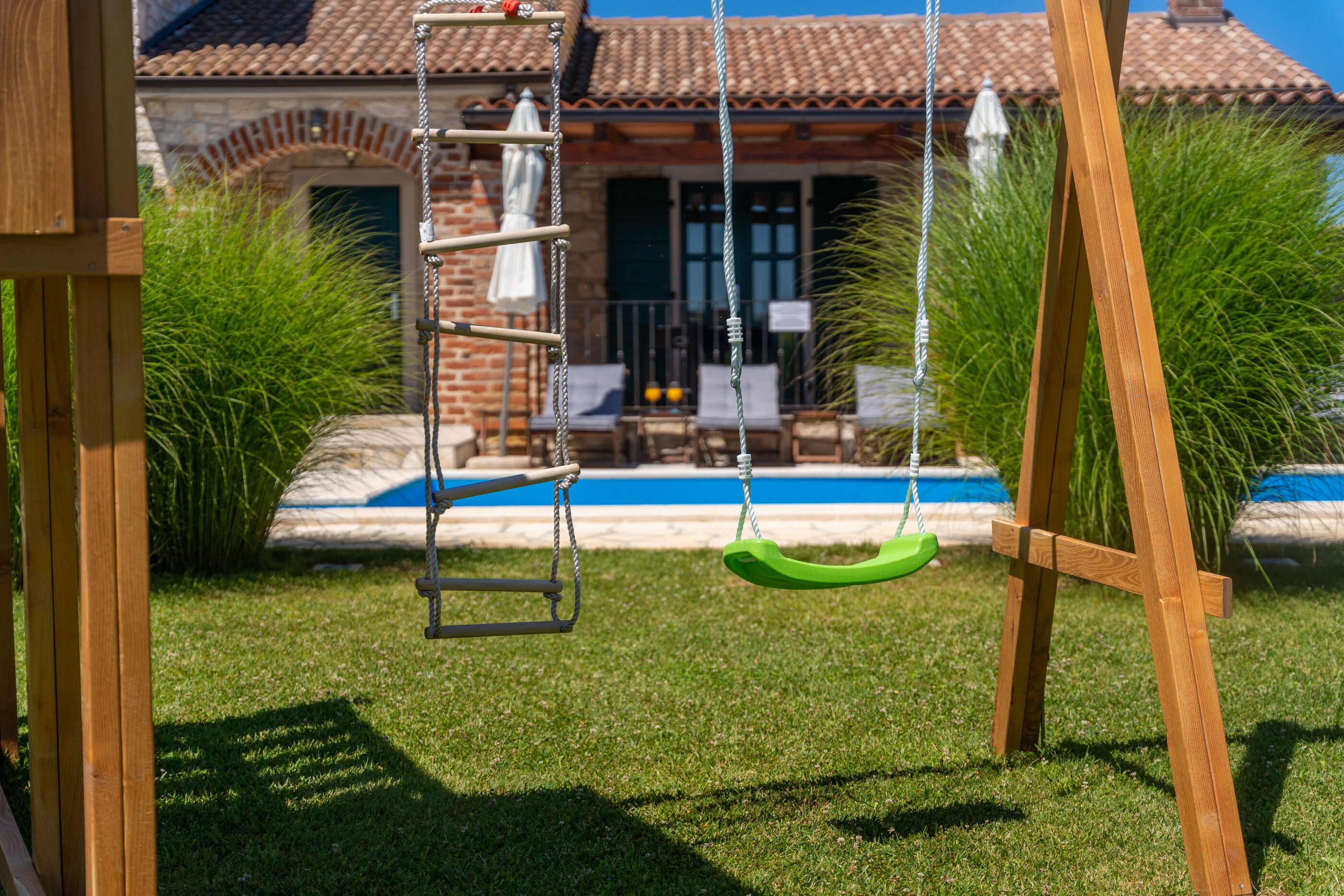 Villa Una u istarskom stilu s bazenom 64721-K1