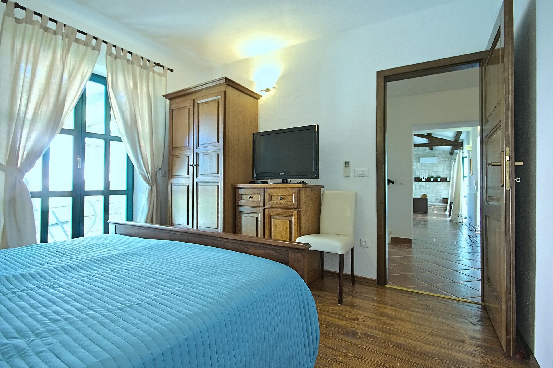 Villa Una u istarskom stilu s bazenom 64721-K1