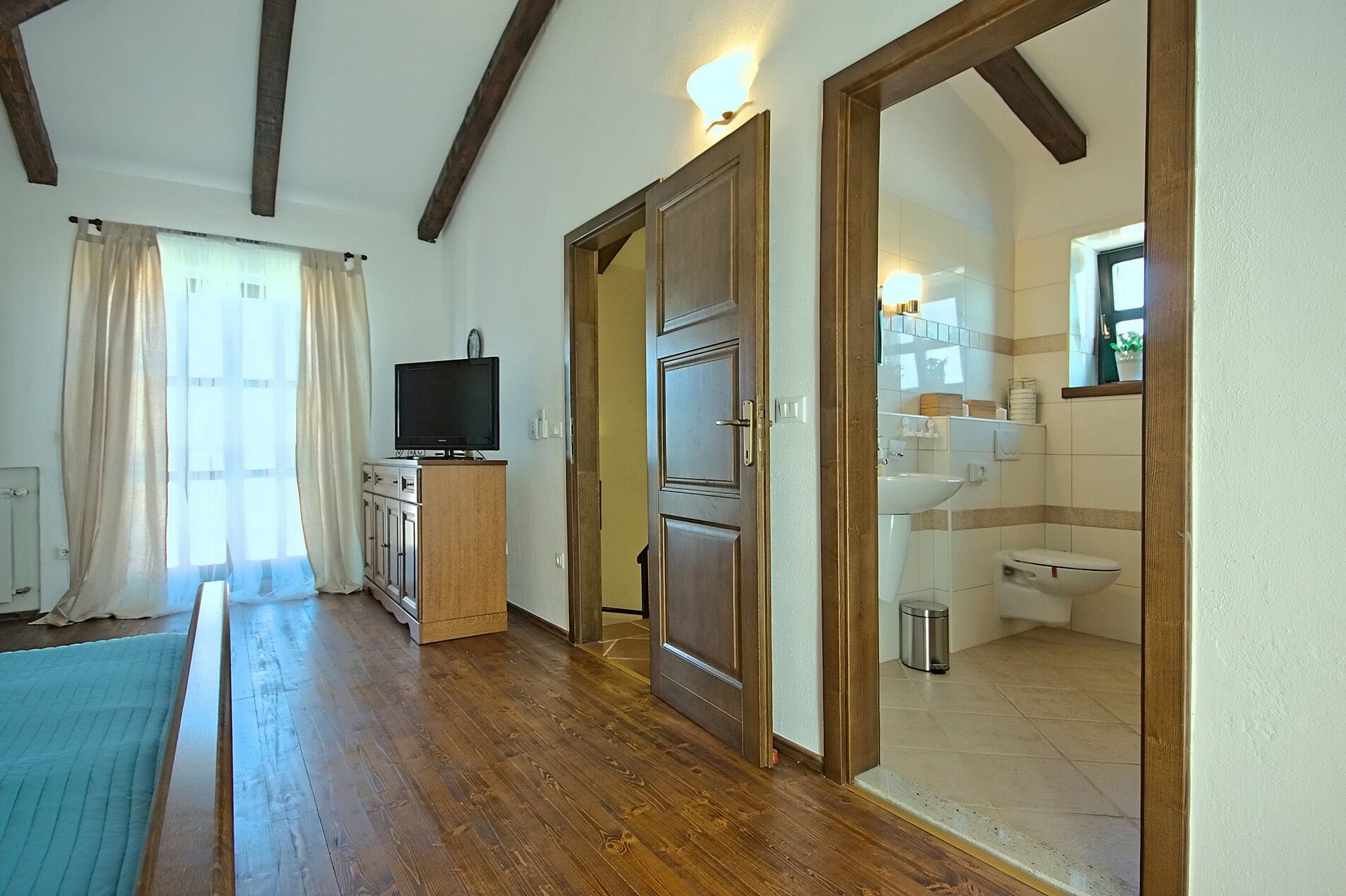 Villa Una u istarskom stilu s bazenom 64721-K1
