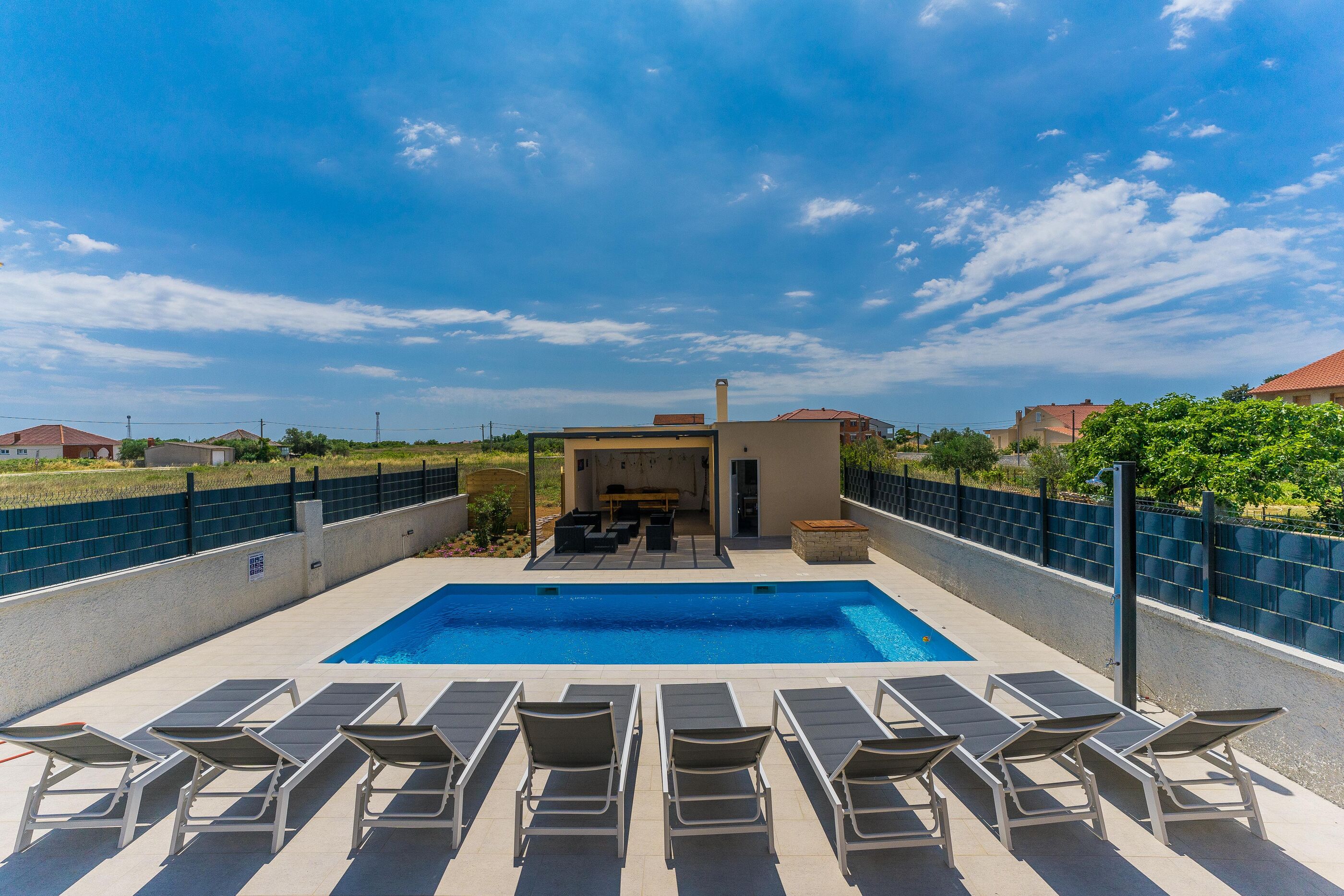 Villa Residence Sunrise V8012-K1